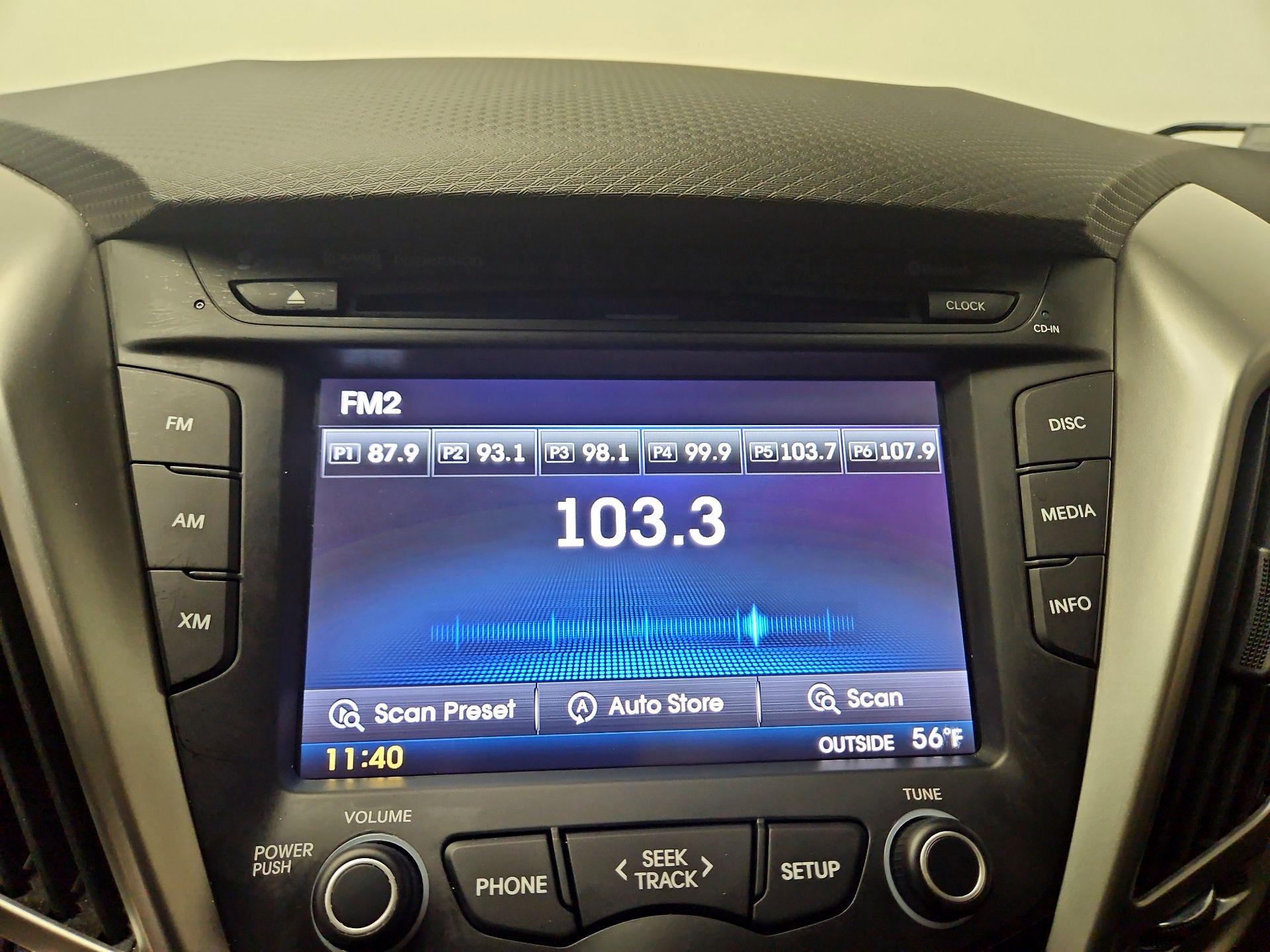 Thumbnail: 2014 Hyundai Veloster - 15