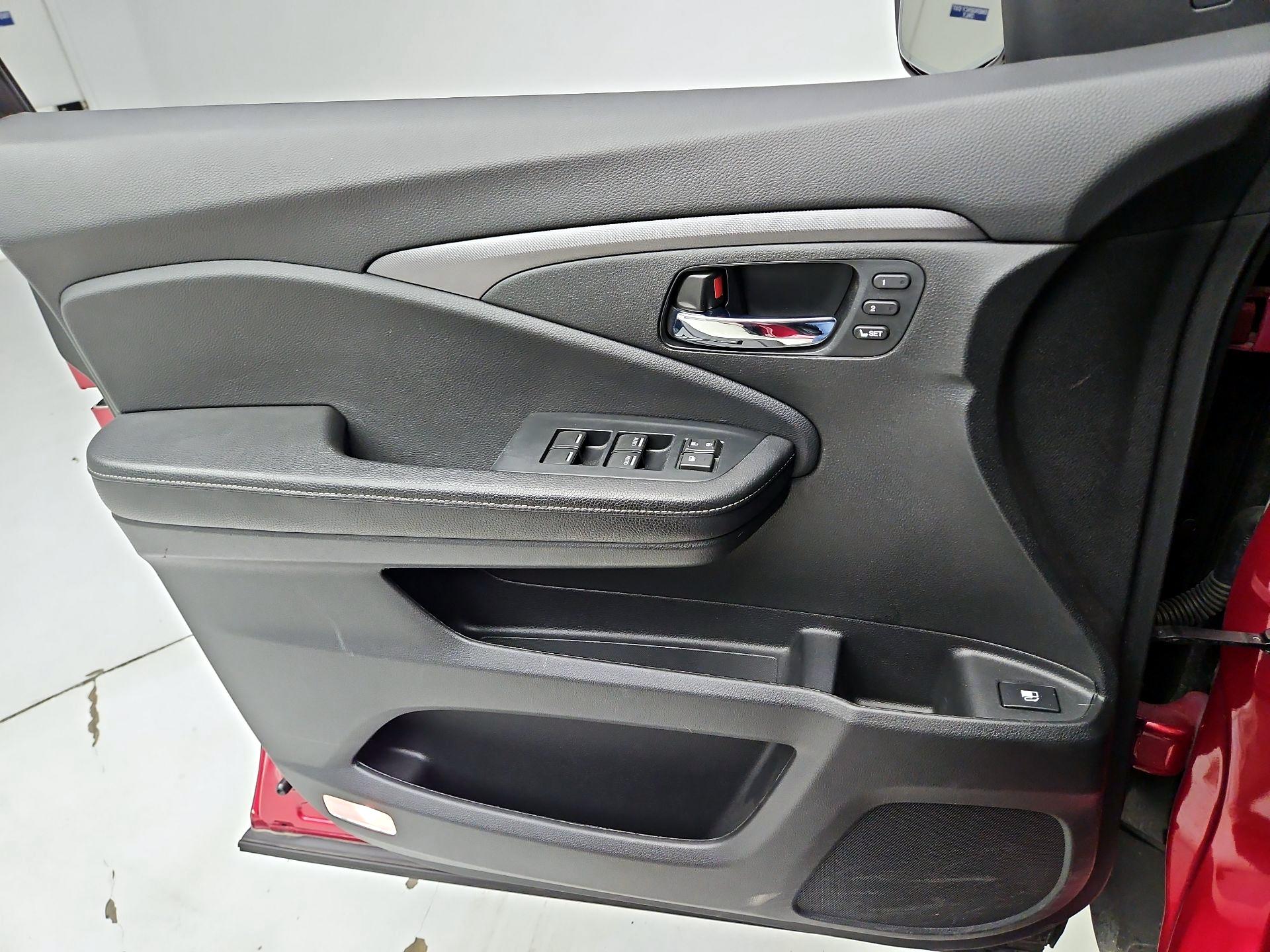 Thumbnail: 2023 Honda Ridgeline - 12