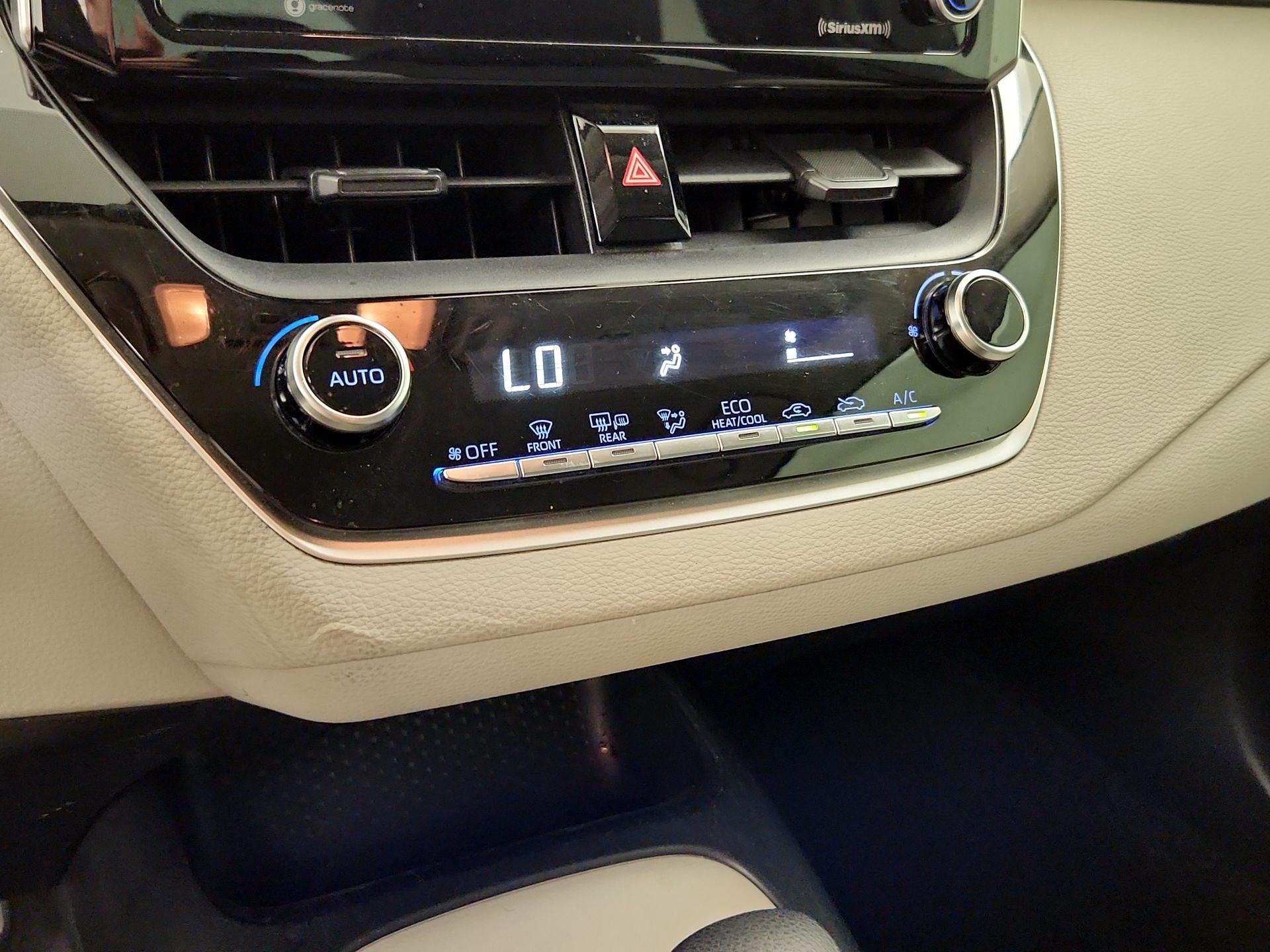 Thumbnail: 2021 Toyota Corolla - 16