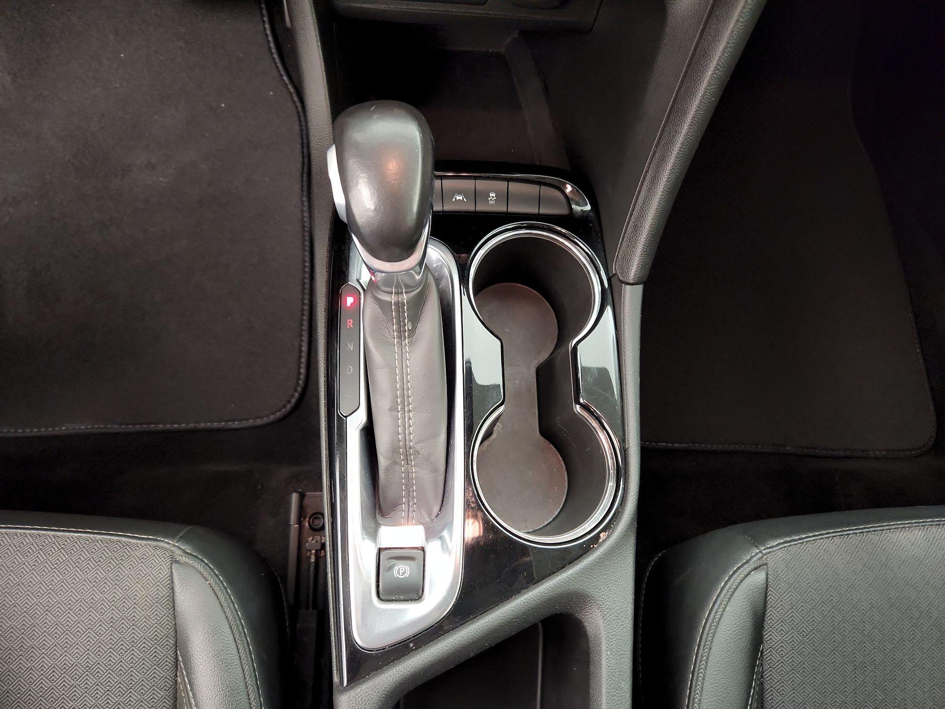 Thumbnail: 2021 Buick Encore GX - 16