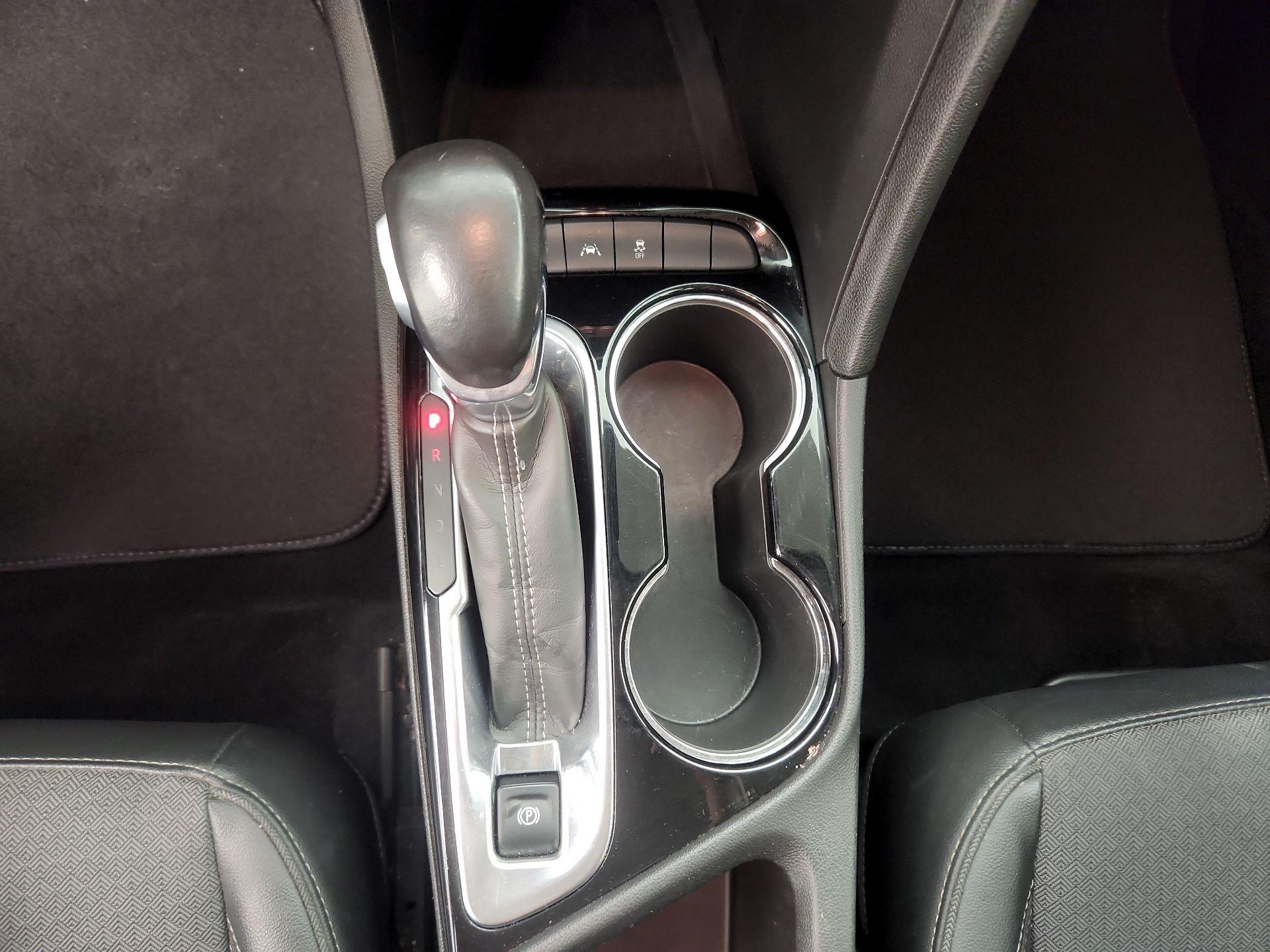 Thumbnail: 2021 Buick Encore GX - 17