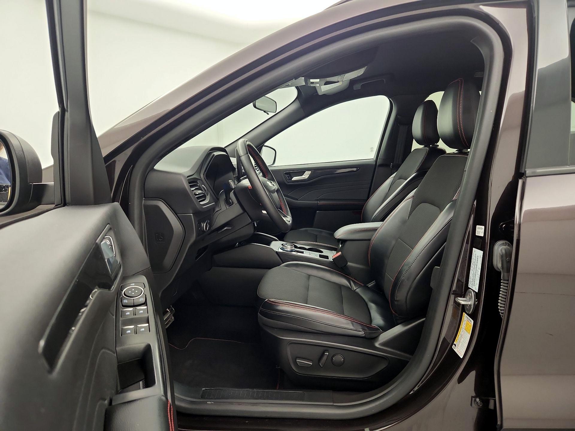 Thumbnail: 2023 Ford Escape - 11