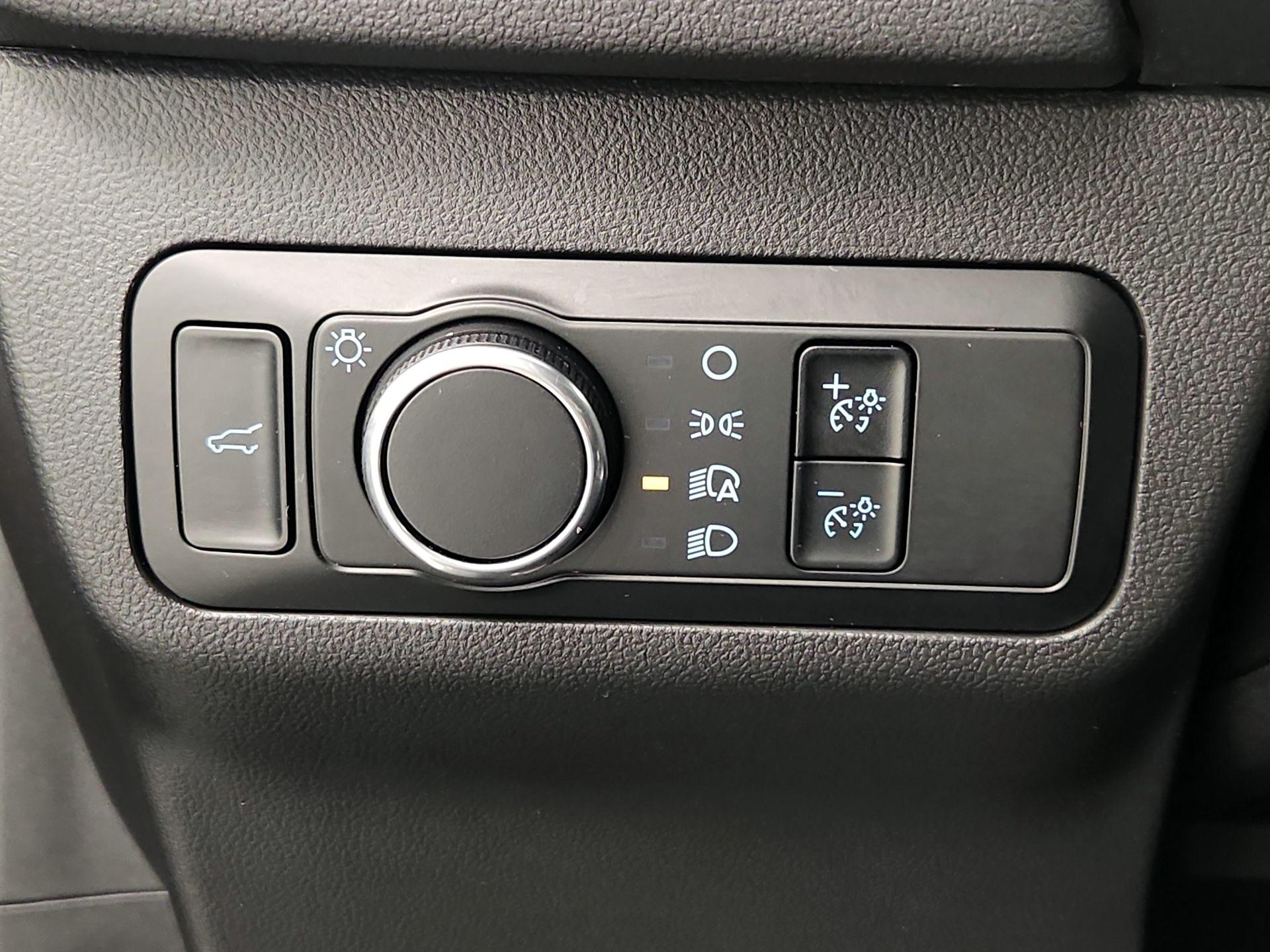 Thumbnail: 2023 Ford Escape - 13