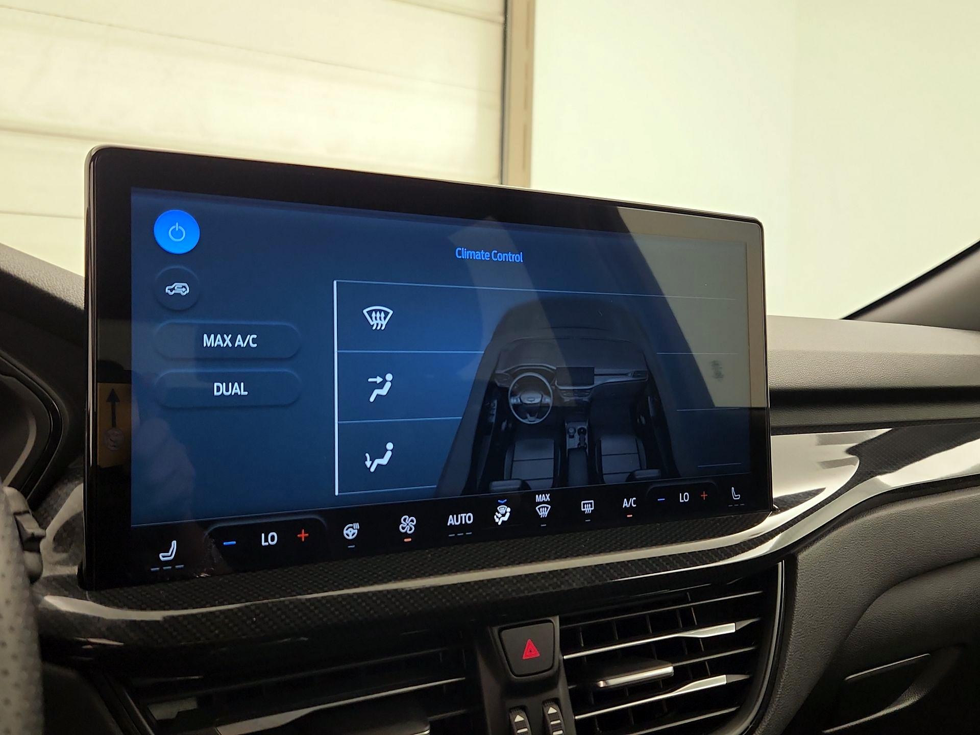 Thumbnail: 2023 Ford Escape - 17