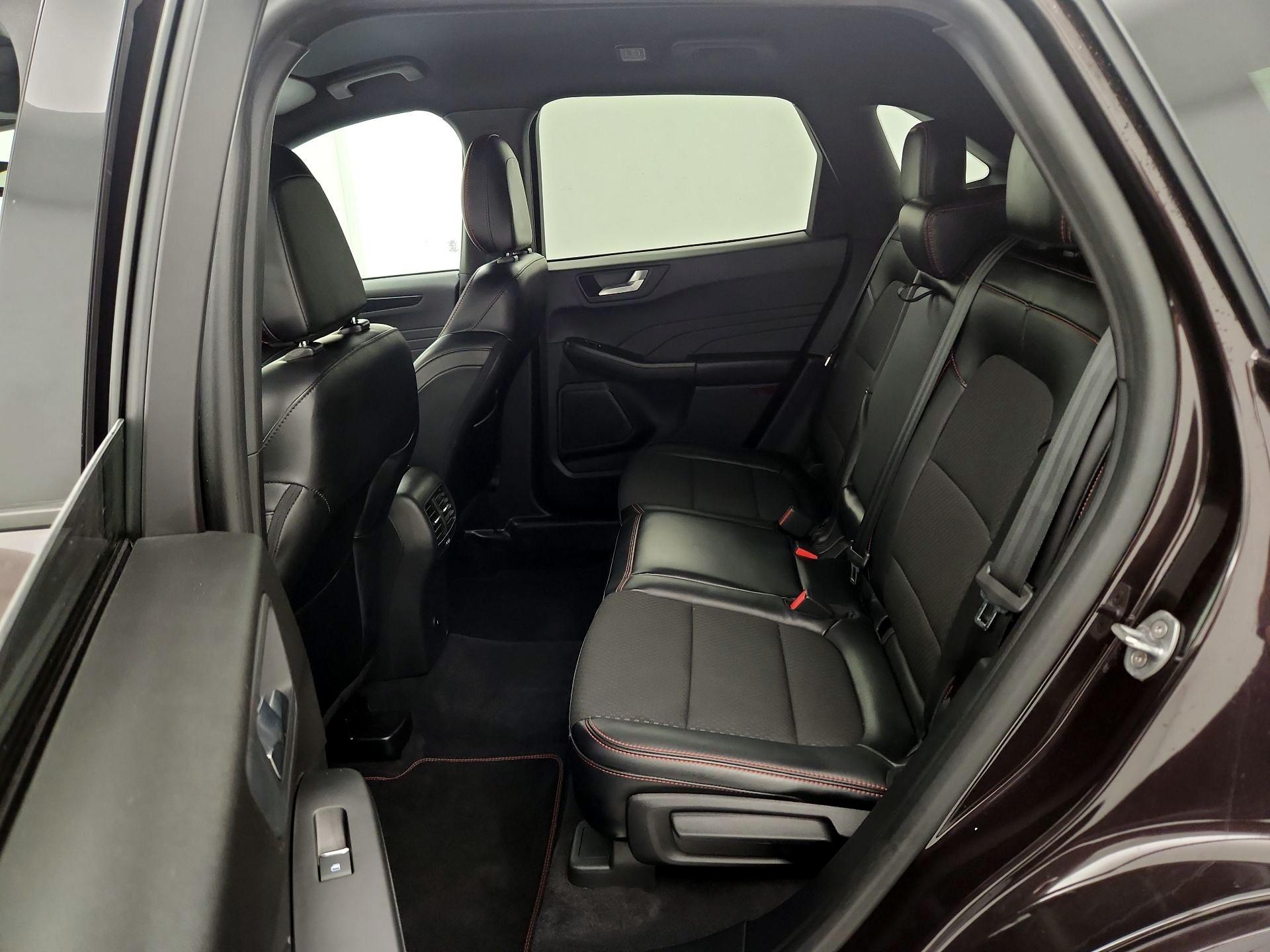 Thumbnail: 2023 Ford Escape - 20