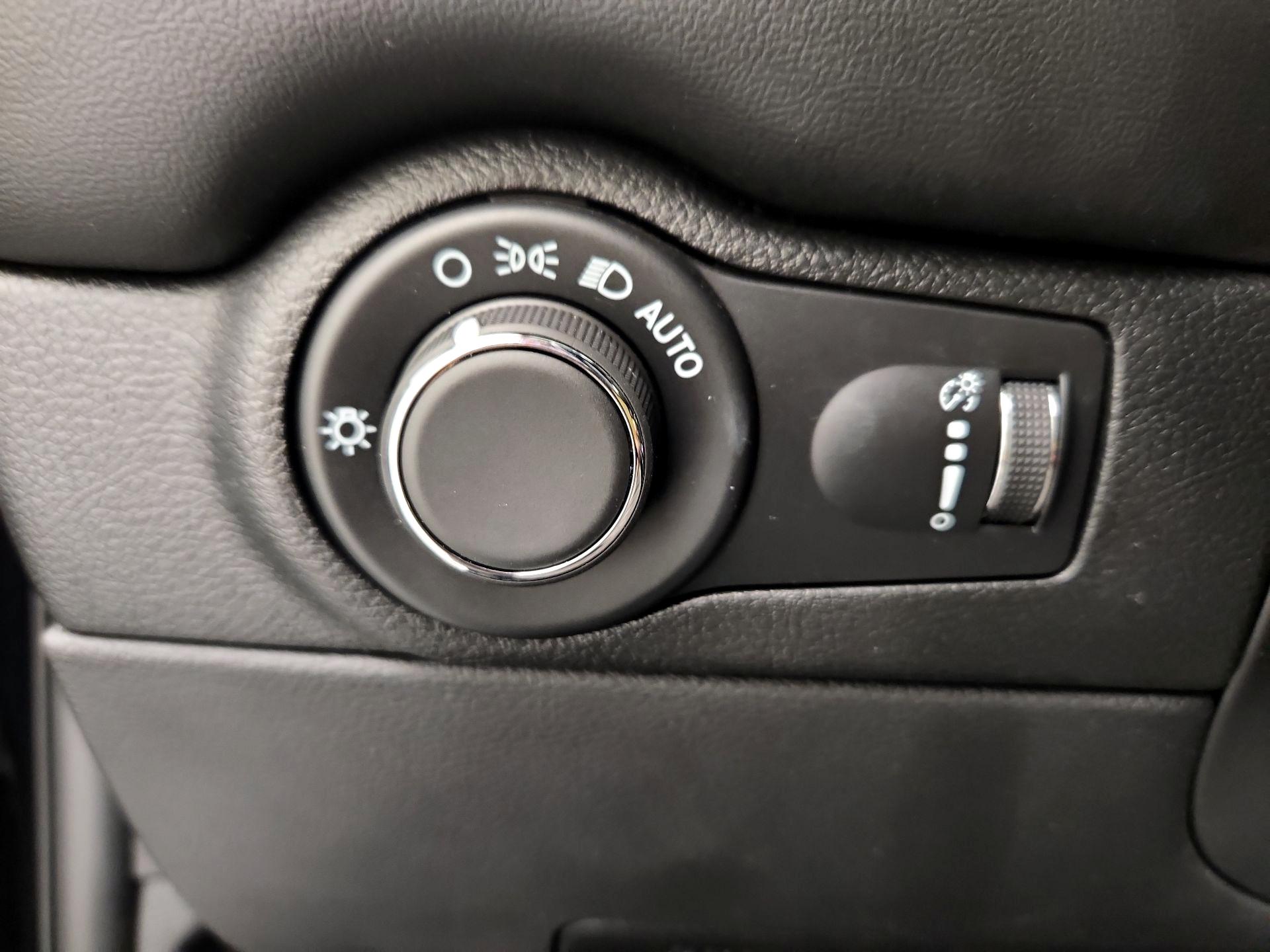 Thumbnail: 2025 Dodge Durango - 13