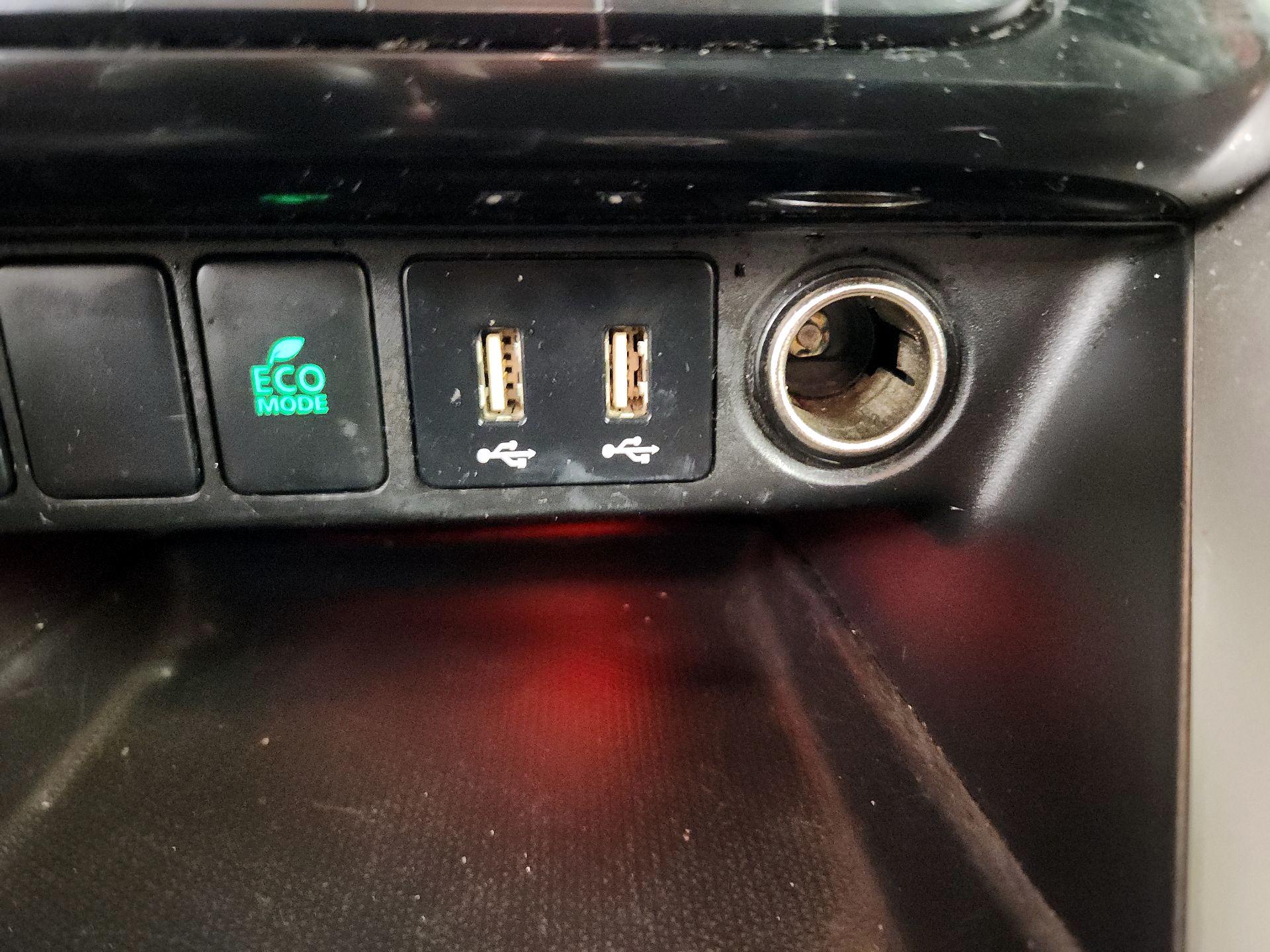 Thumbnail: 2022 Mitsubishi Eclipse Cross - 19