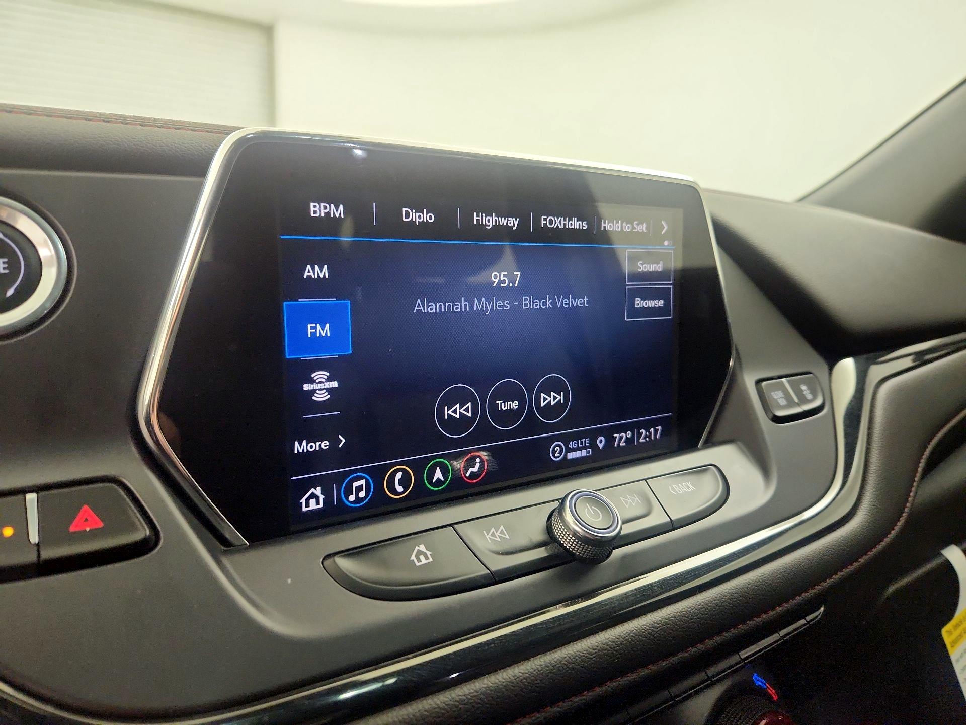 Thumbnail: 2022 Chevrolet Blazer - 16