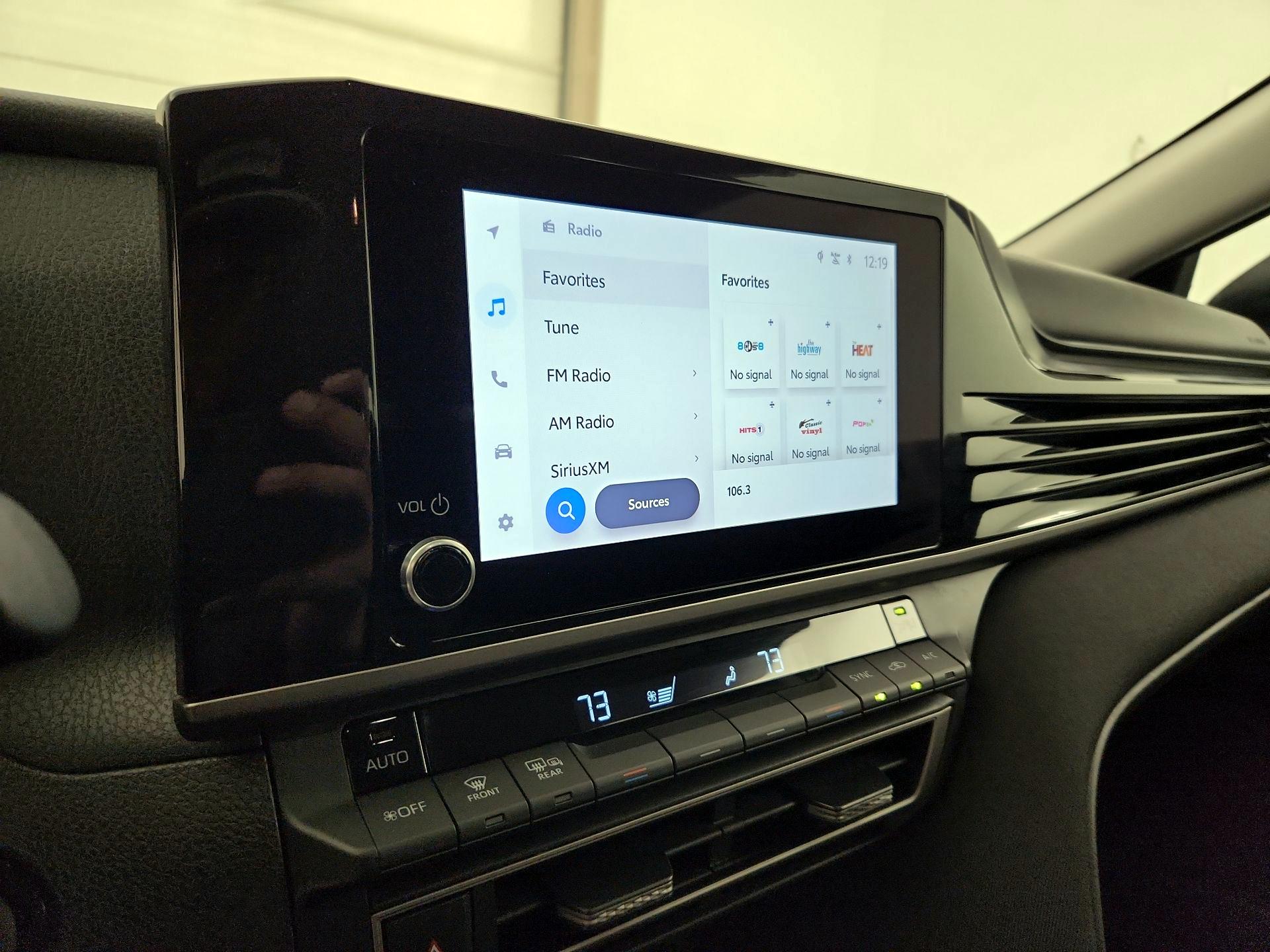 Thumbnail: 2025 Toyota Camry - 15