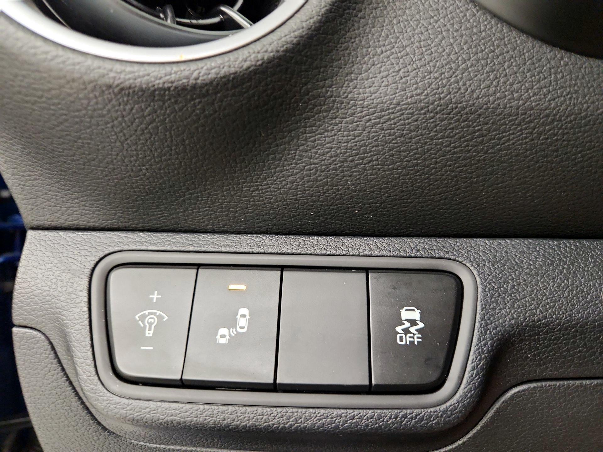 Thumbnail: 2024 Kia Forte - 13