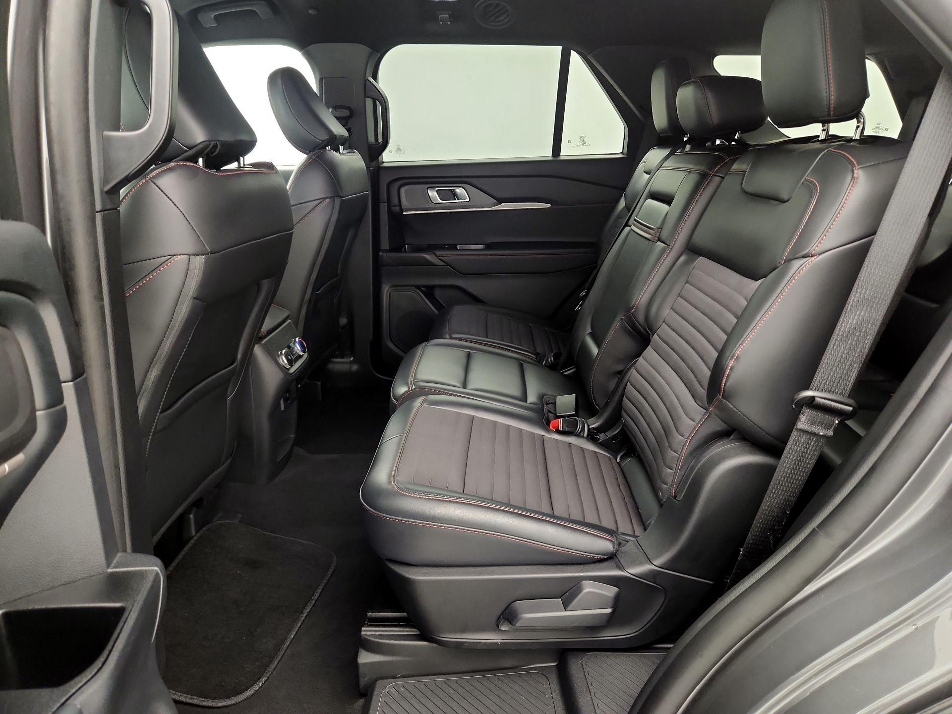 Thumbnail: 2025 Ford Explorer - 20