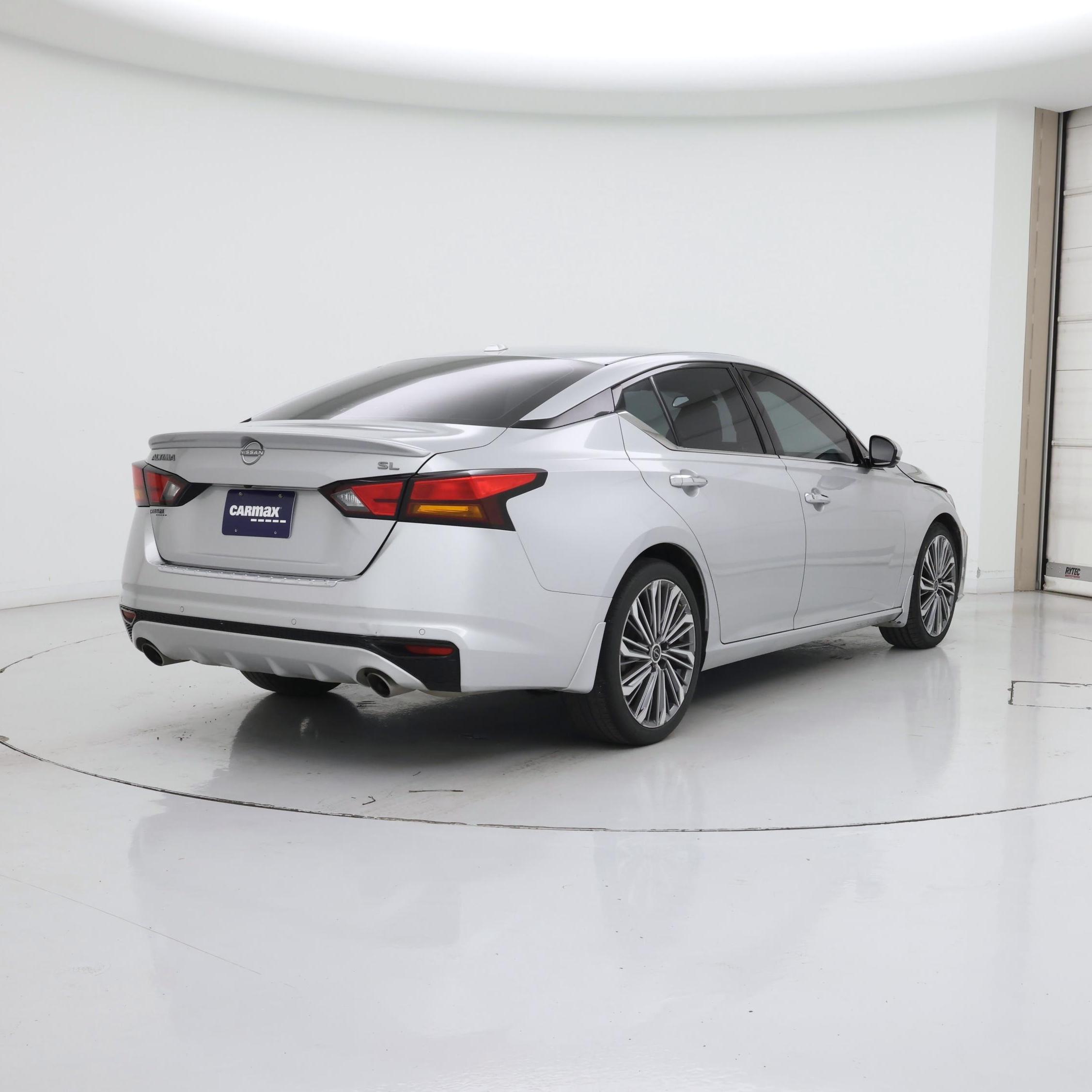 Thumbnail: 2023 Nissan Altima - 8