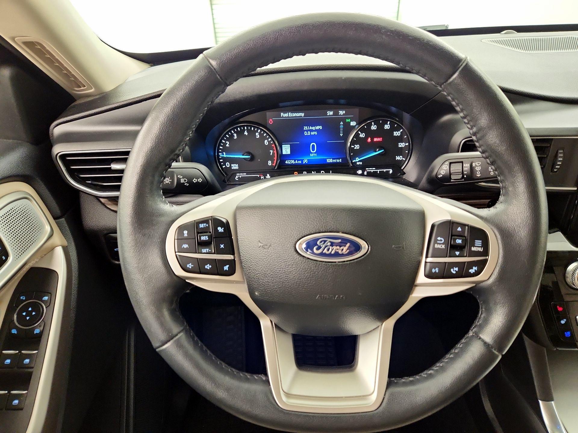 Thumbnail: 2023 Ford Explorer - 10