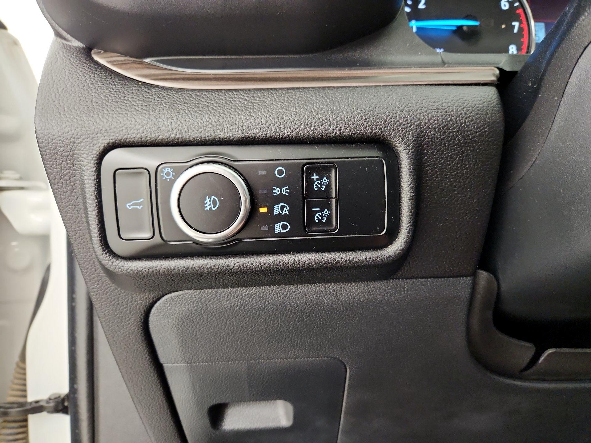 Thumbnail: 2023 Ford Explorer - 13