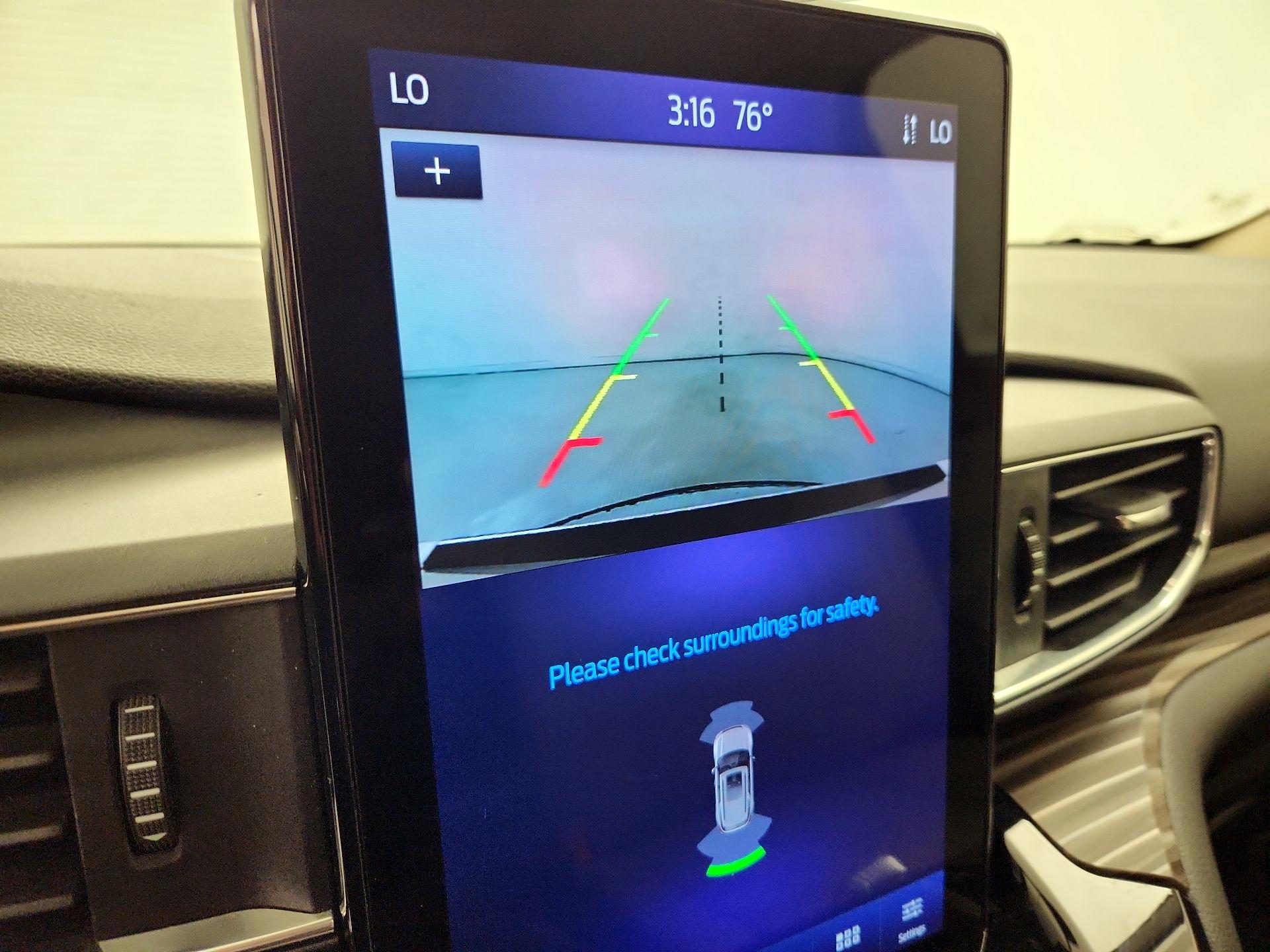 Thumbnail: 2023 Ford Explorer - 15