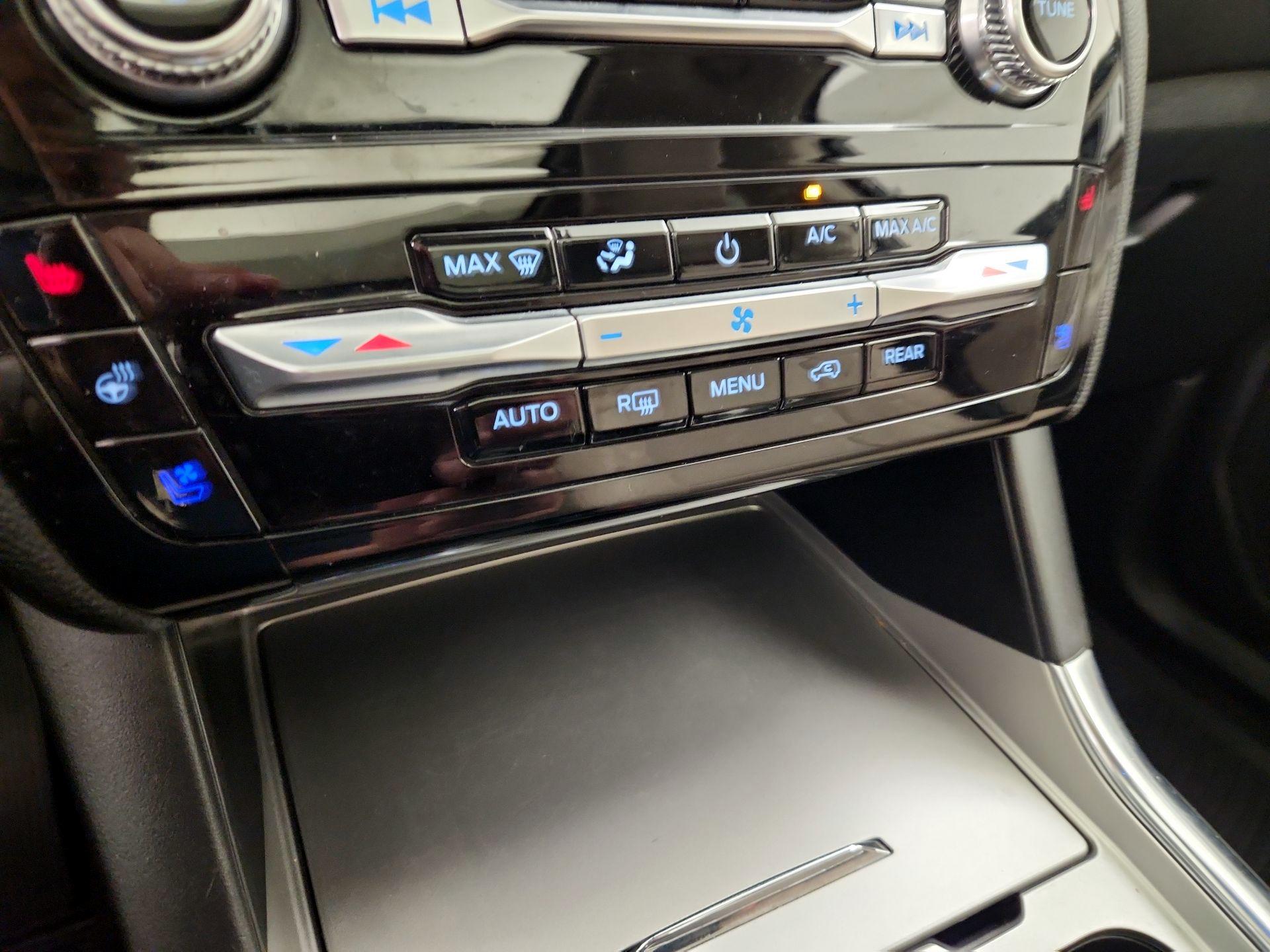 Thumbnail: 2023 Ford Explorer - 17