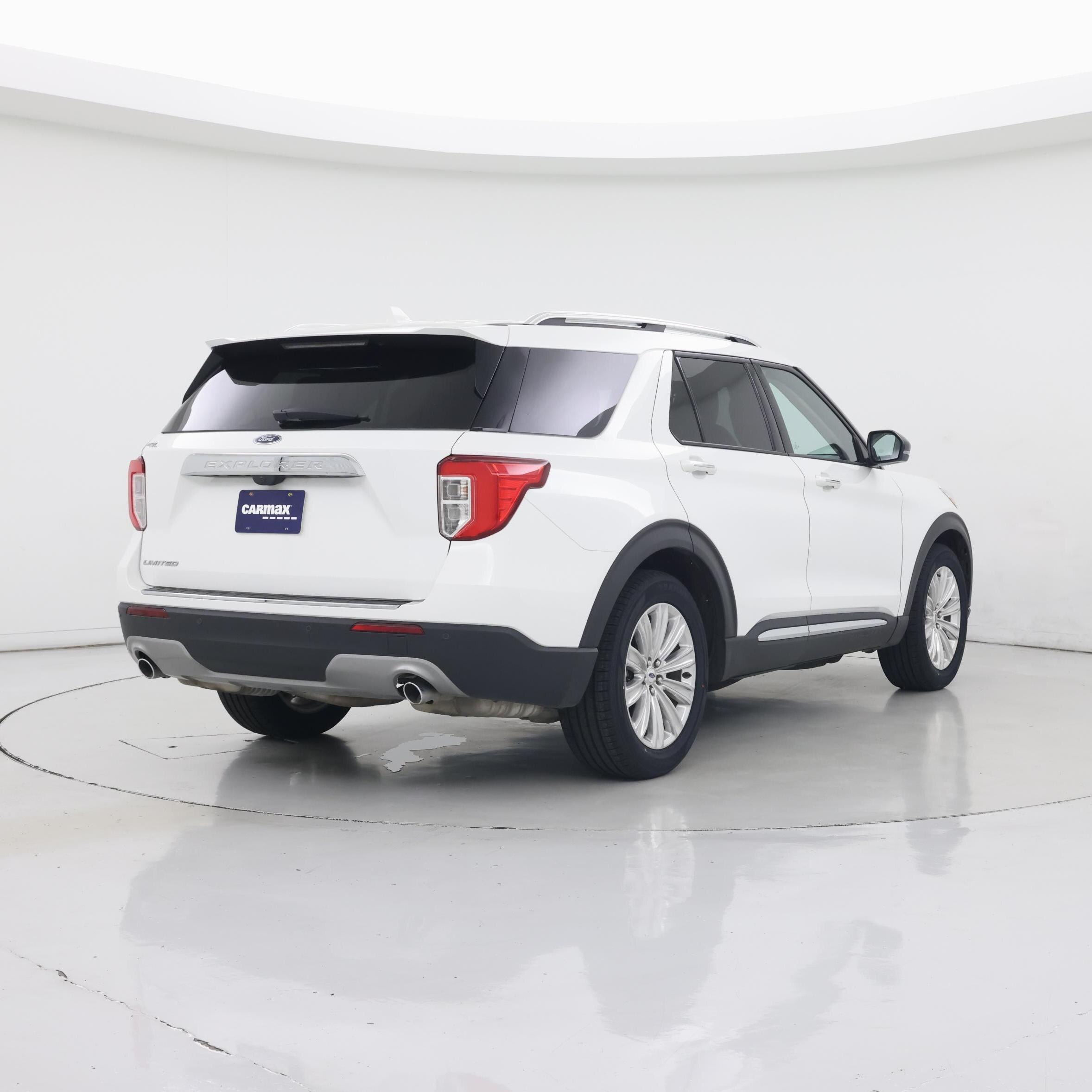 Thumbnail: 2023 Ford Explorer - 8