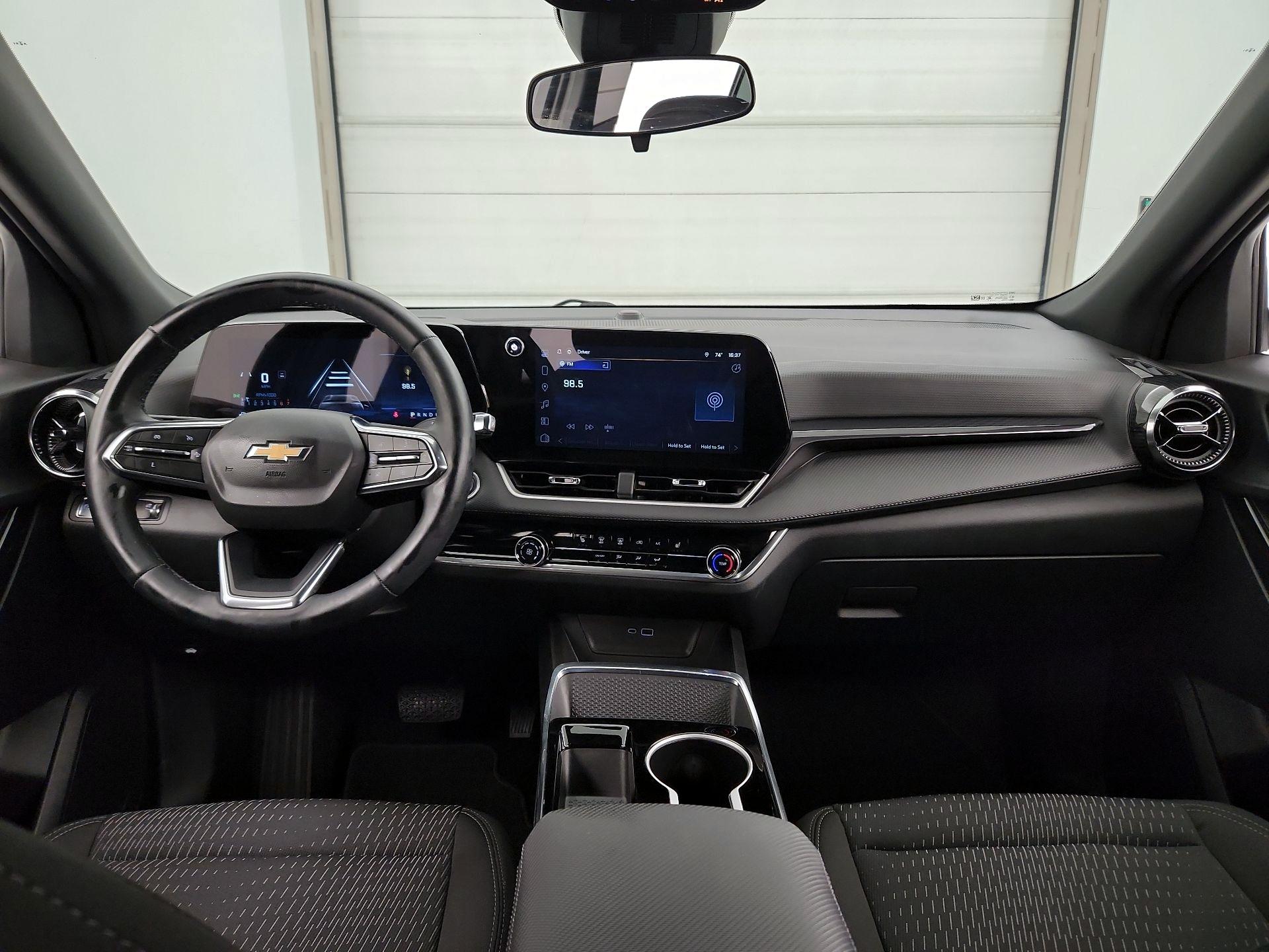 Thumbnail: 2025 Chevrolet Equinox - 9