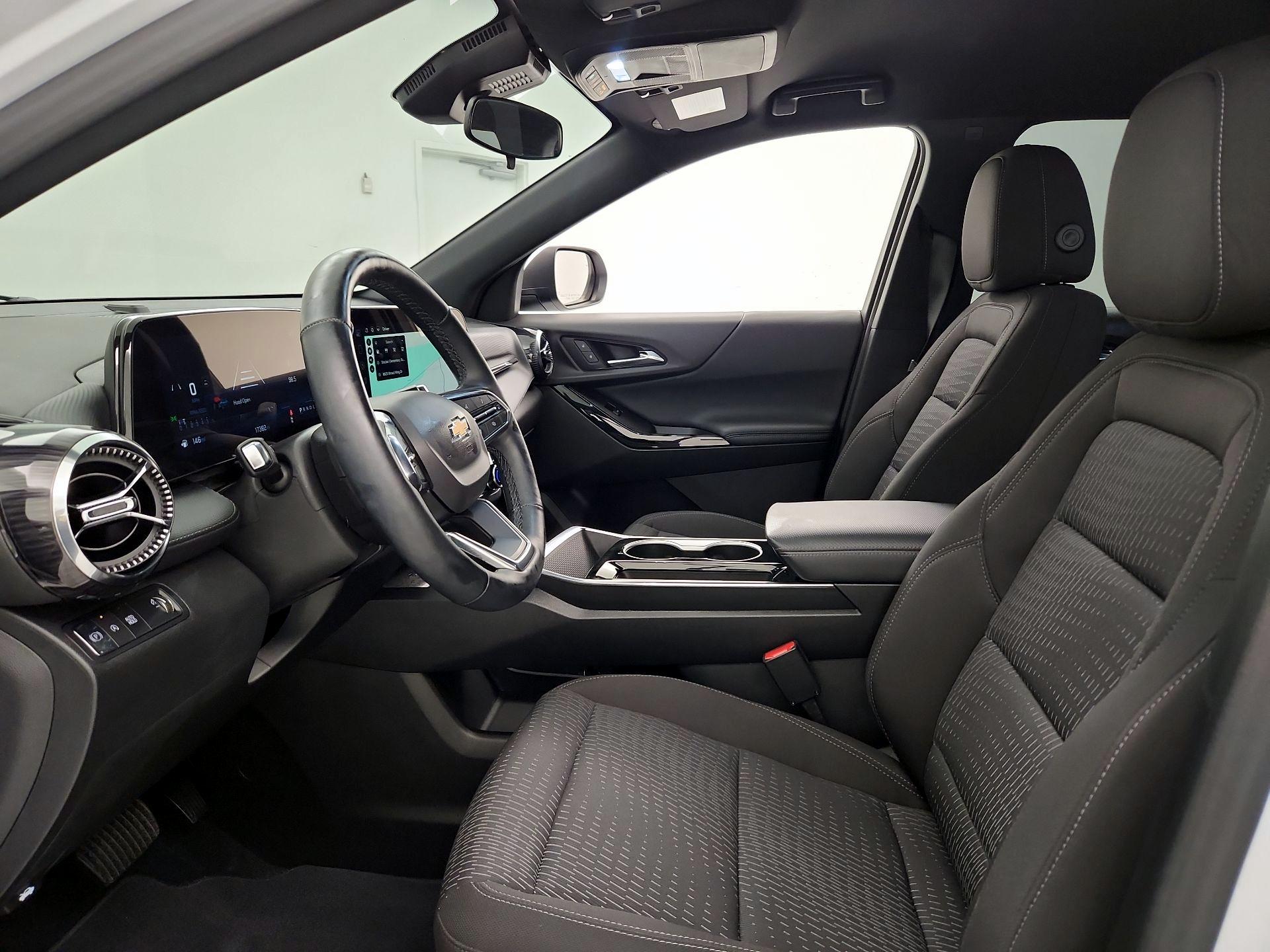Thumbnail: 2025 Chevrolet Equinox - 11