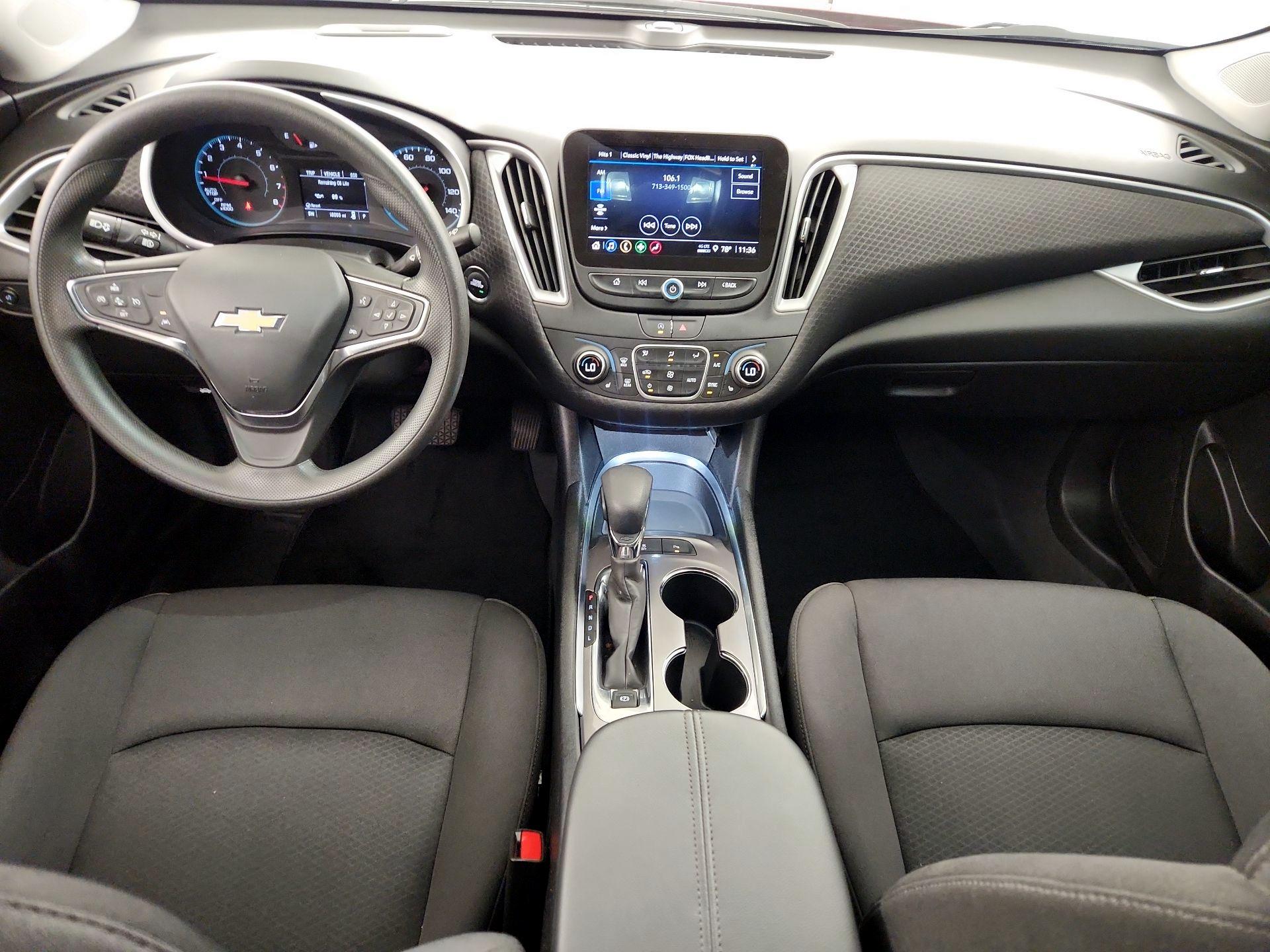 Thumbnail: 2024 Chevrolet Malibu - 9