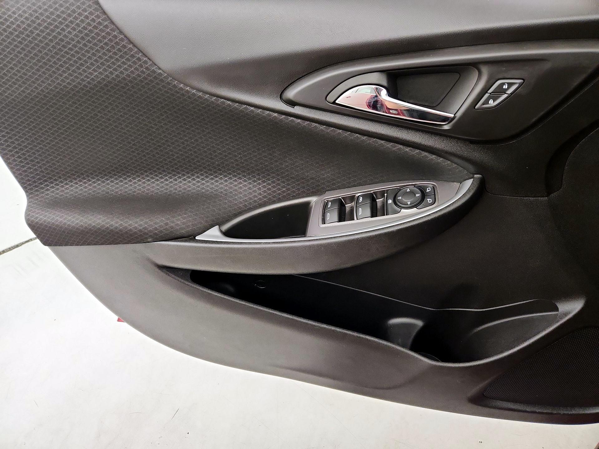 Thumbnail: 2024 Chevrolet Malibu - 12