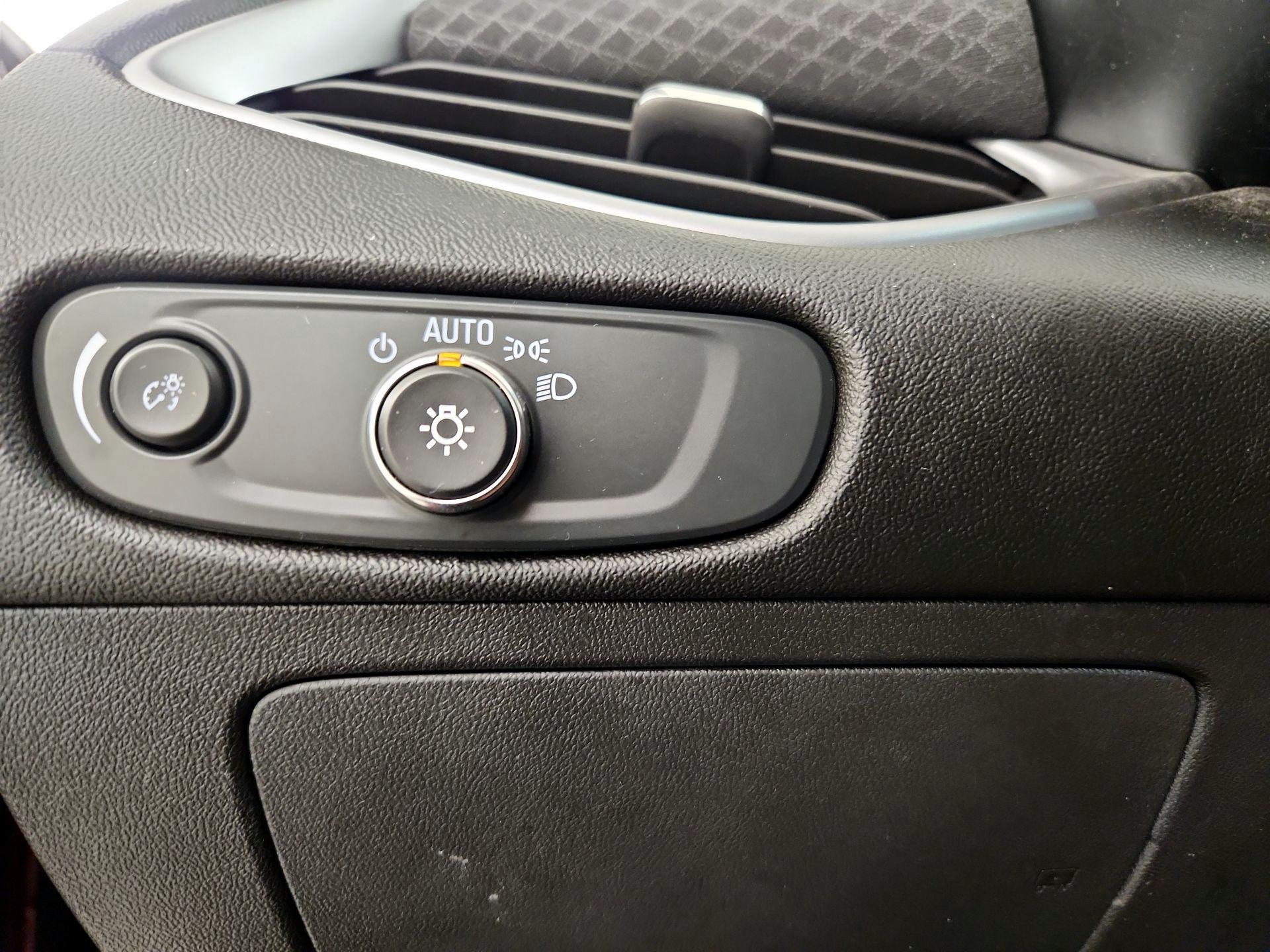 Thumbnail: 2024 Chevrolet Malibu - 13