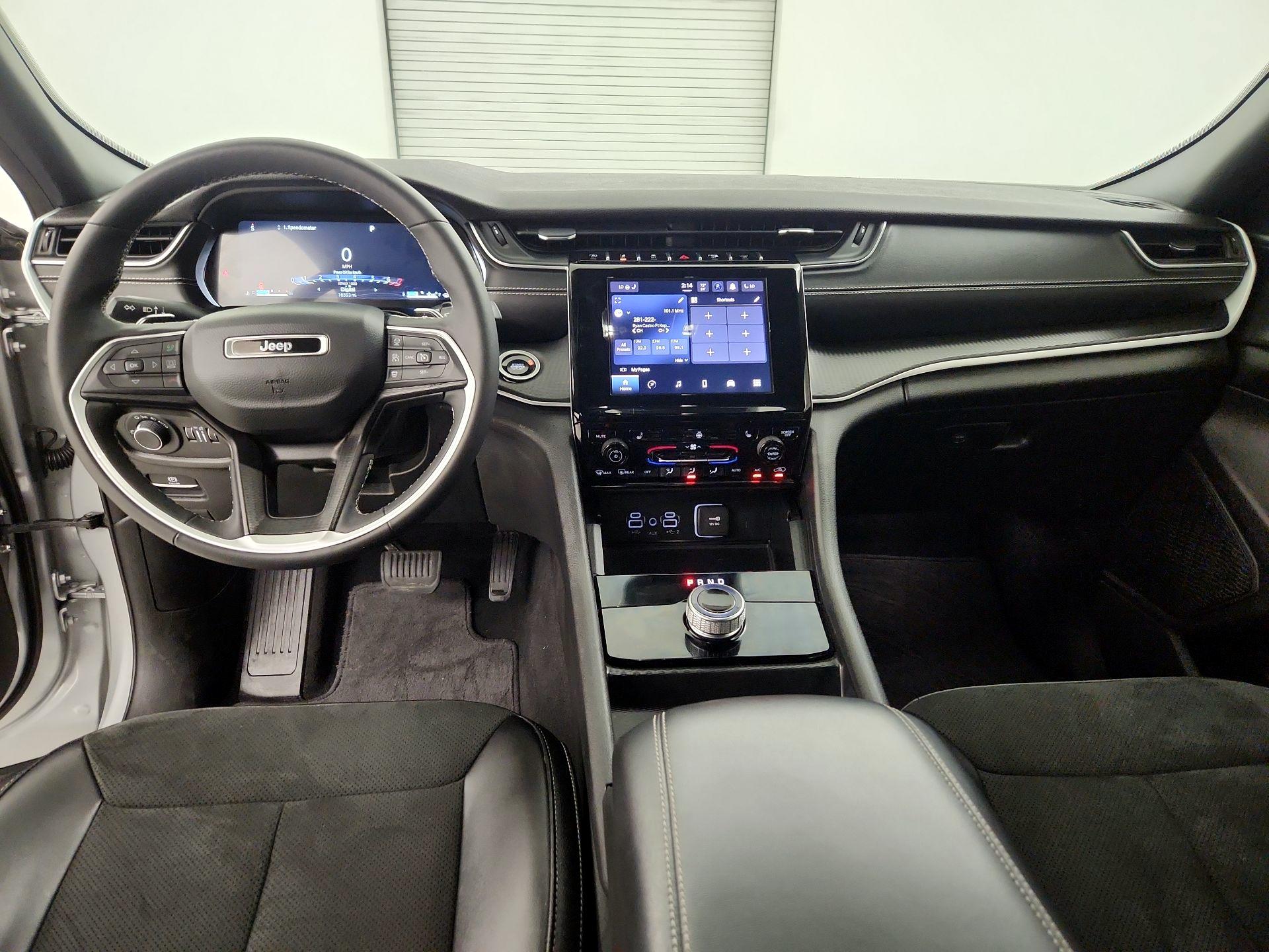 Thumbnail: 2024 Jeep Grand Cherokee - 9