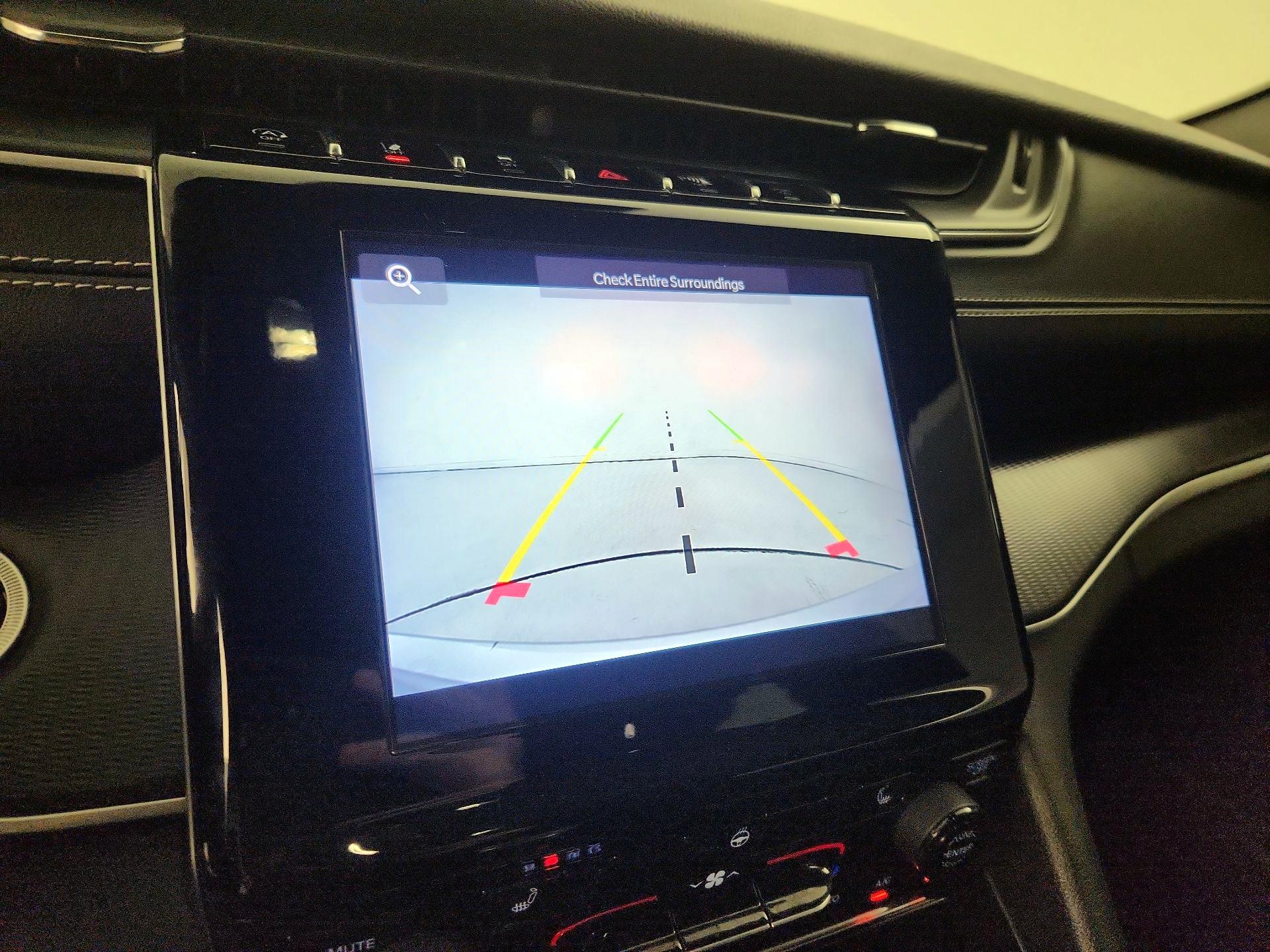 Thumbnail: 2024 Jeep Grand Cherokee - 14