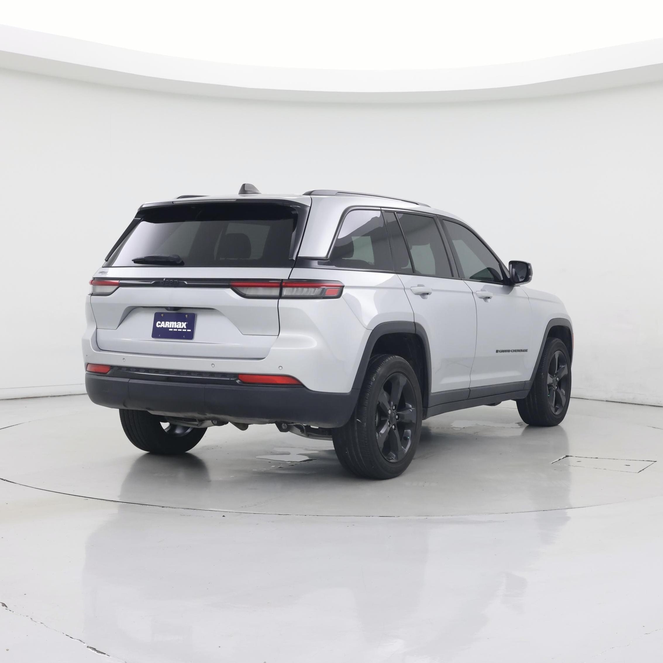 Thumbnail: 2024 Jeep Grand Cherokee - 8