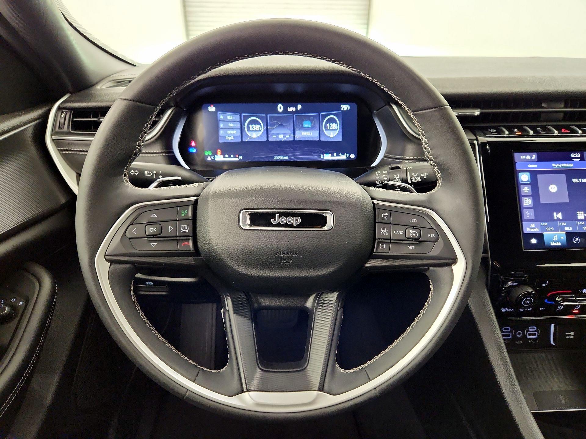 Thumbnail: 2024 Jeep Grand Cherokee - 10