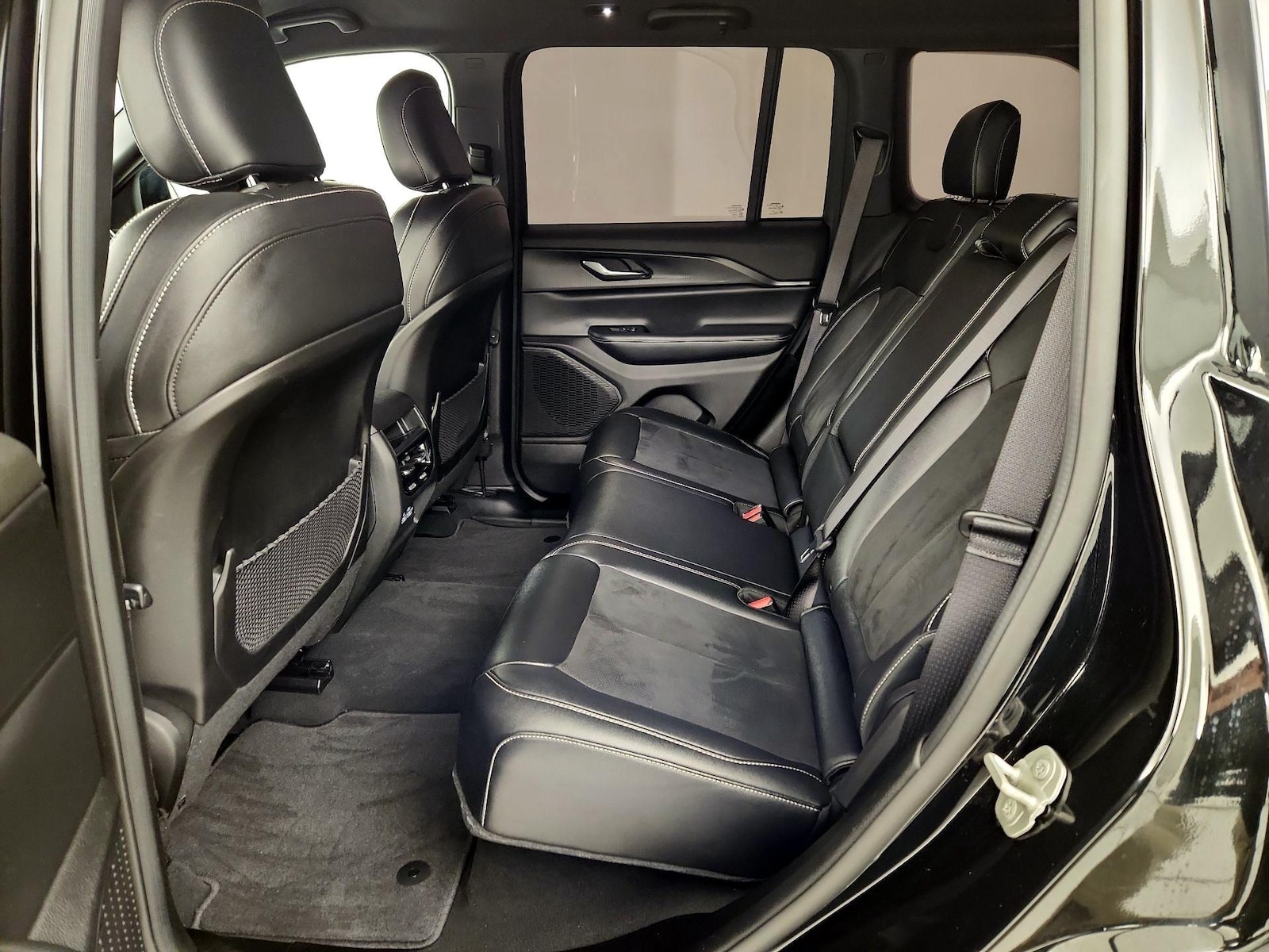 2024 Jeep Grand Cherokee Altitude - Photo 20