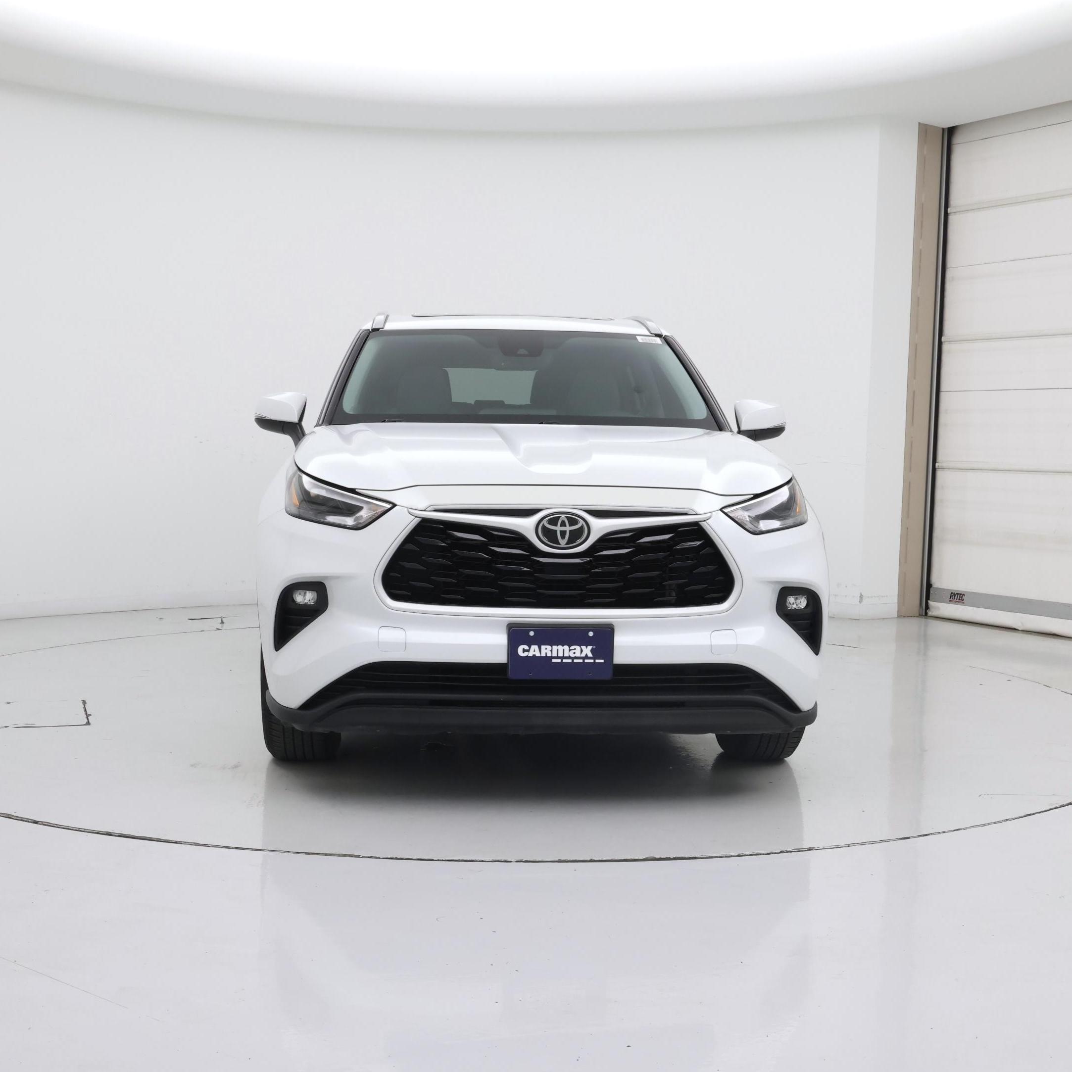 Thumbnail: 2022 Toyota Highlander - 5
