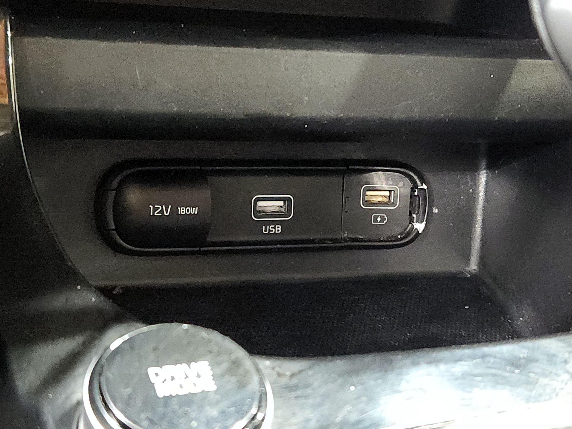 Thumbnail: 2023 Kia Seltos - 19