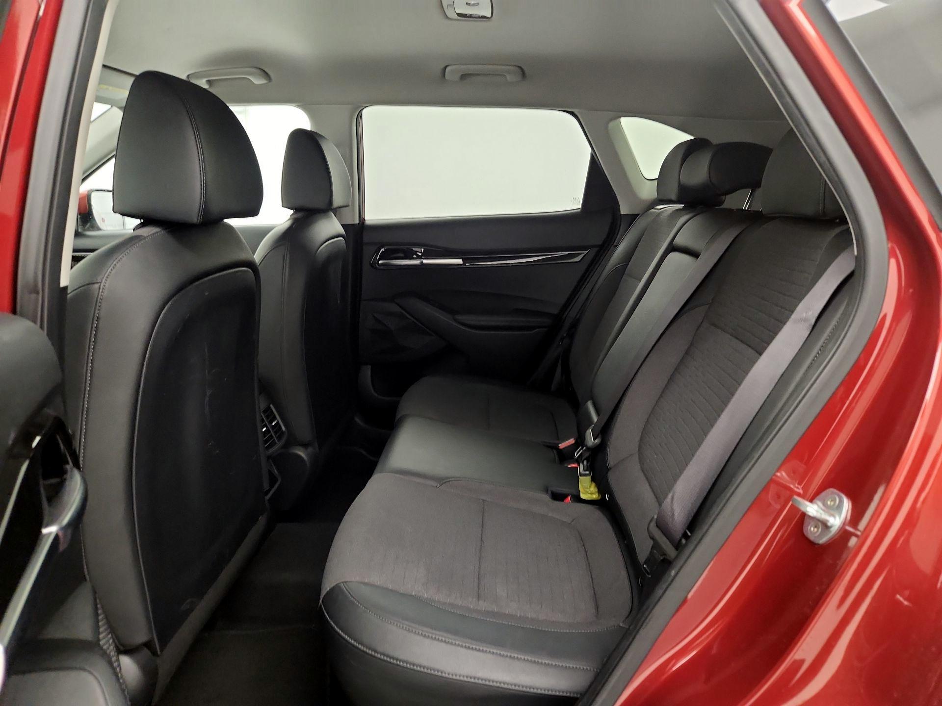 Thumbnail: 2023 Kia Seltos - 20