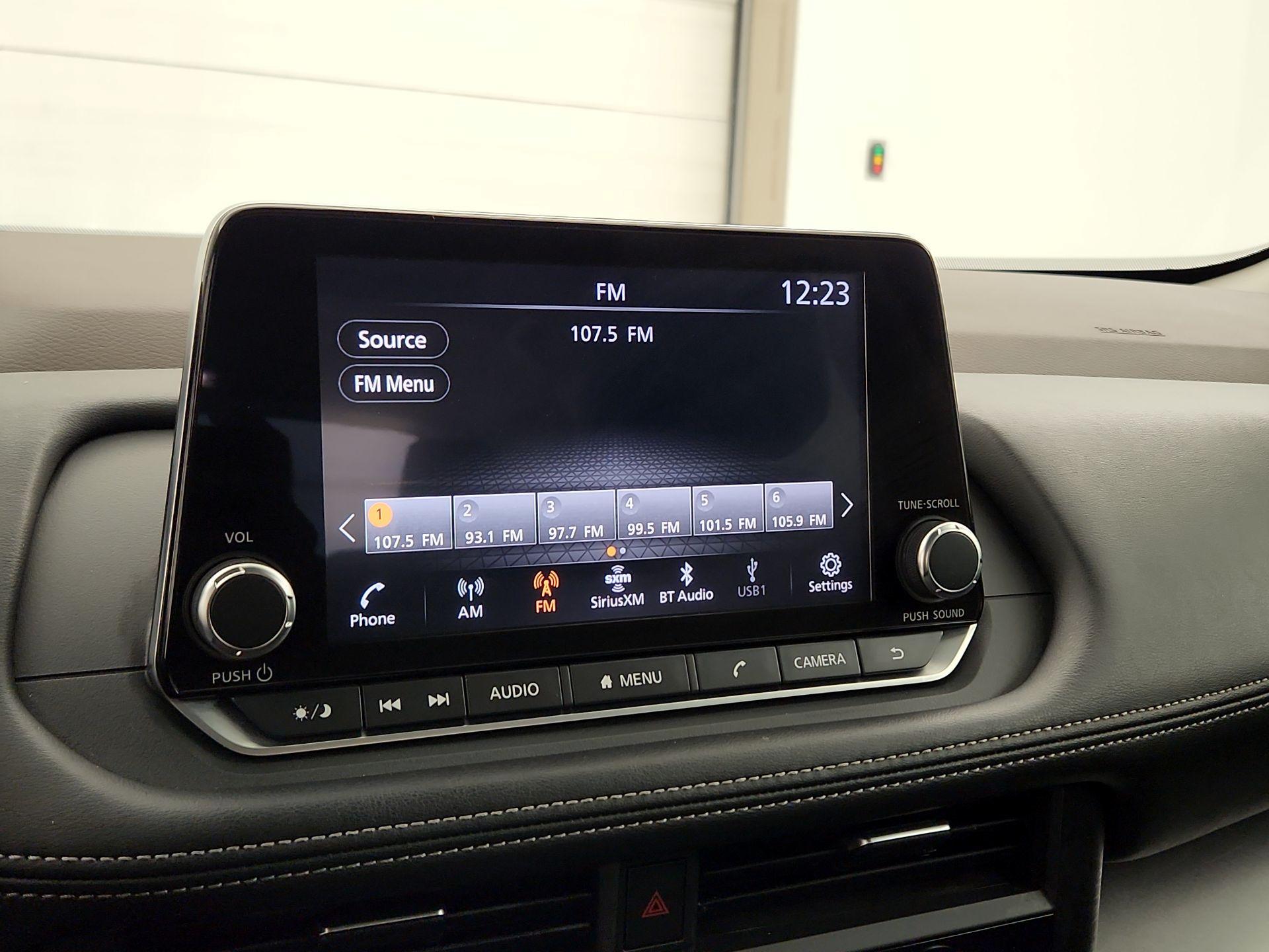 Thumbnail: 2023 Nissan Rogue - 15