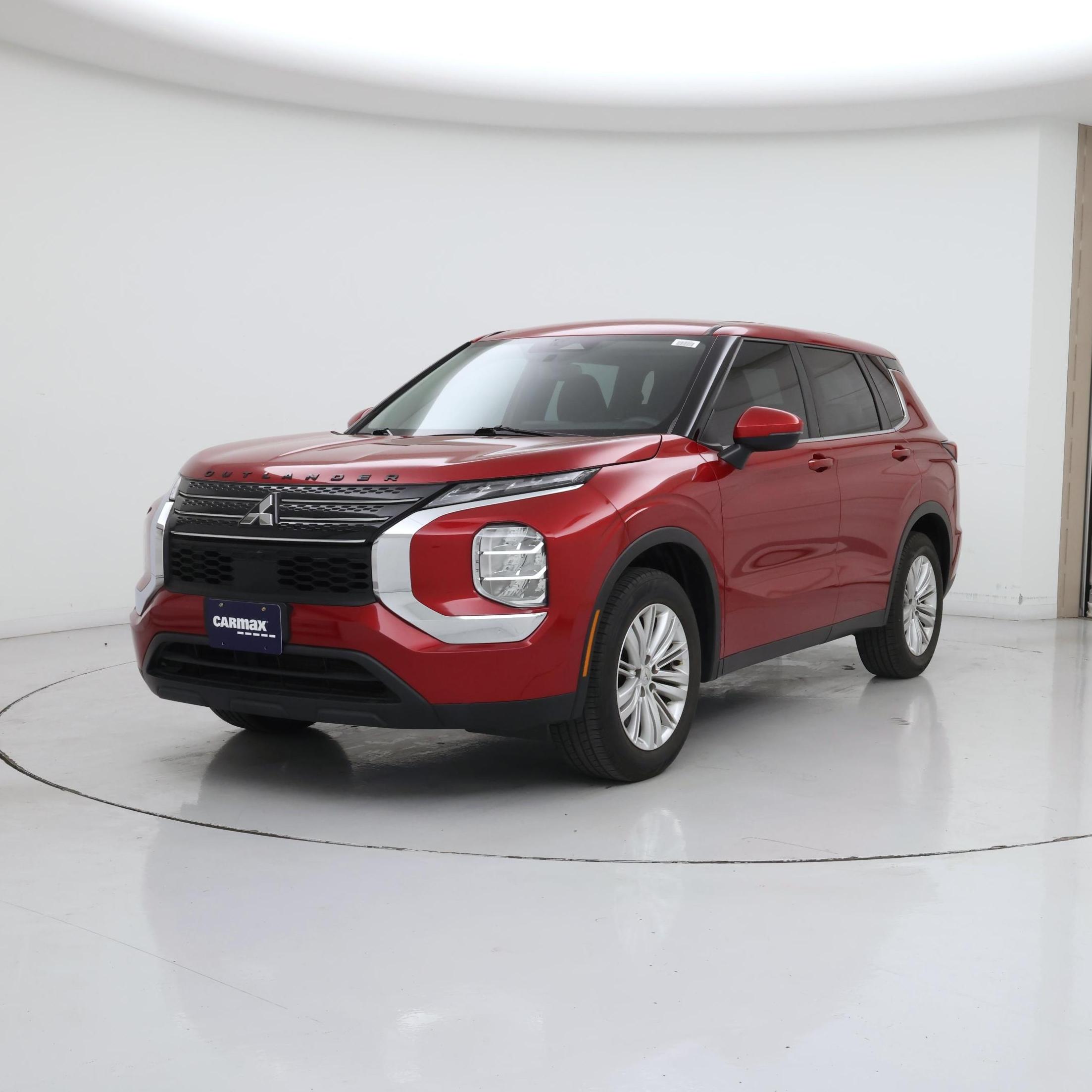 Thumbnail: 2023 Mitsubishi Outlander - 4