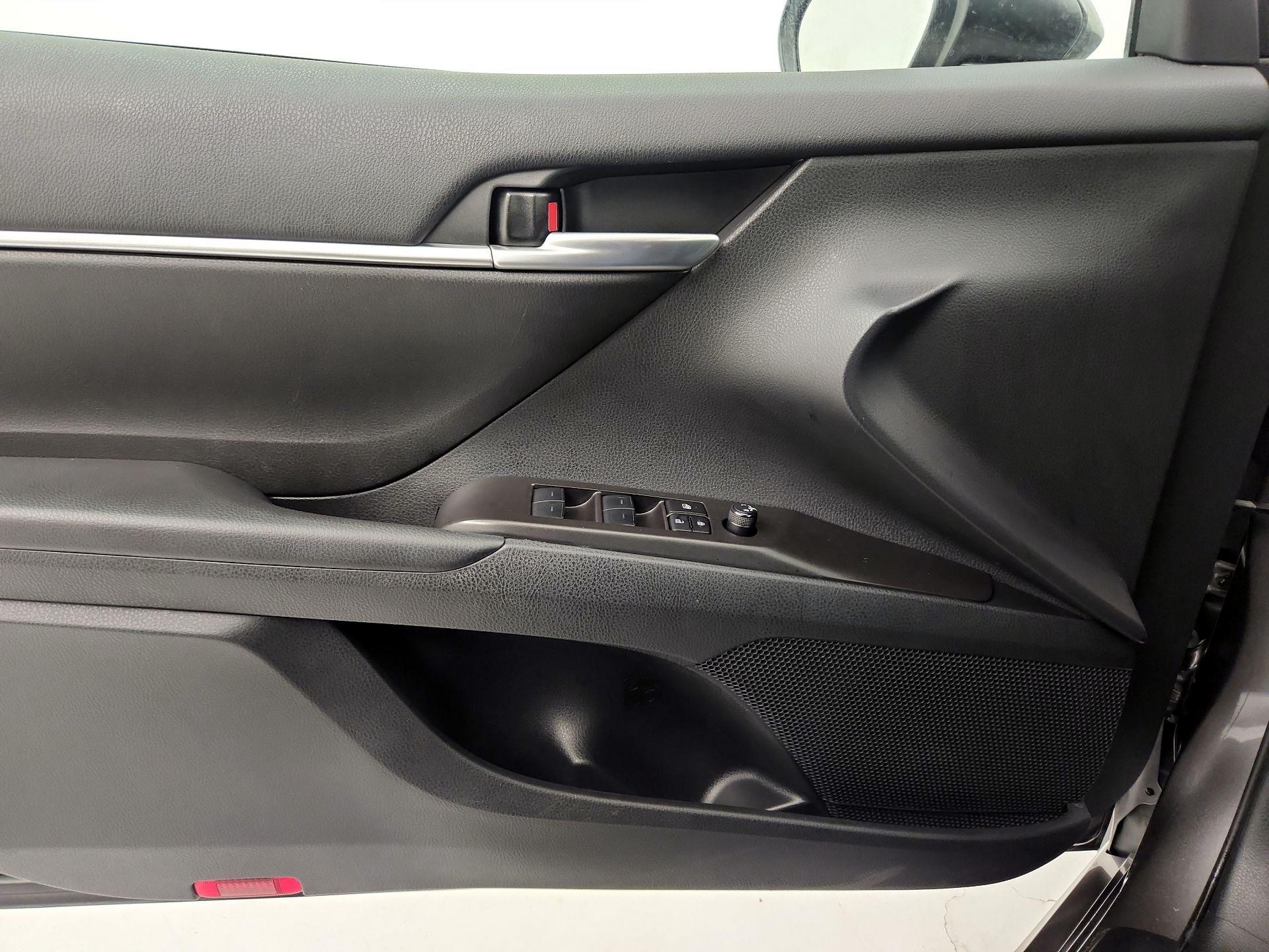 Thumbnail: 2024 Toyota Camry - 12