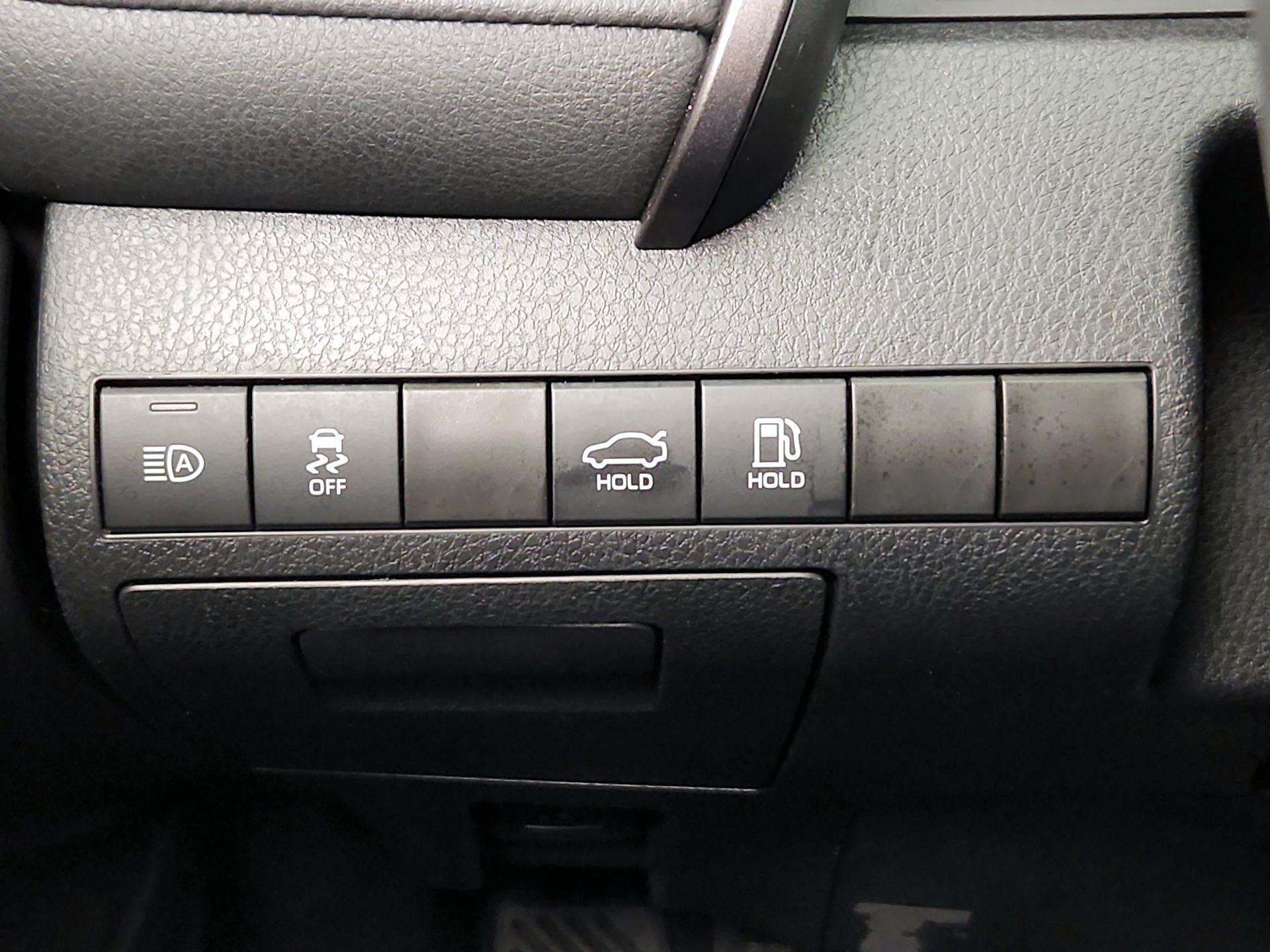 Thumbnail: 2024 Toyota Camry - 13