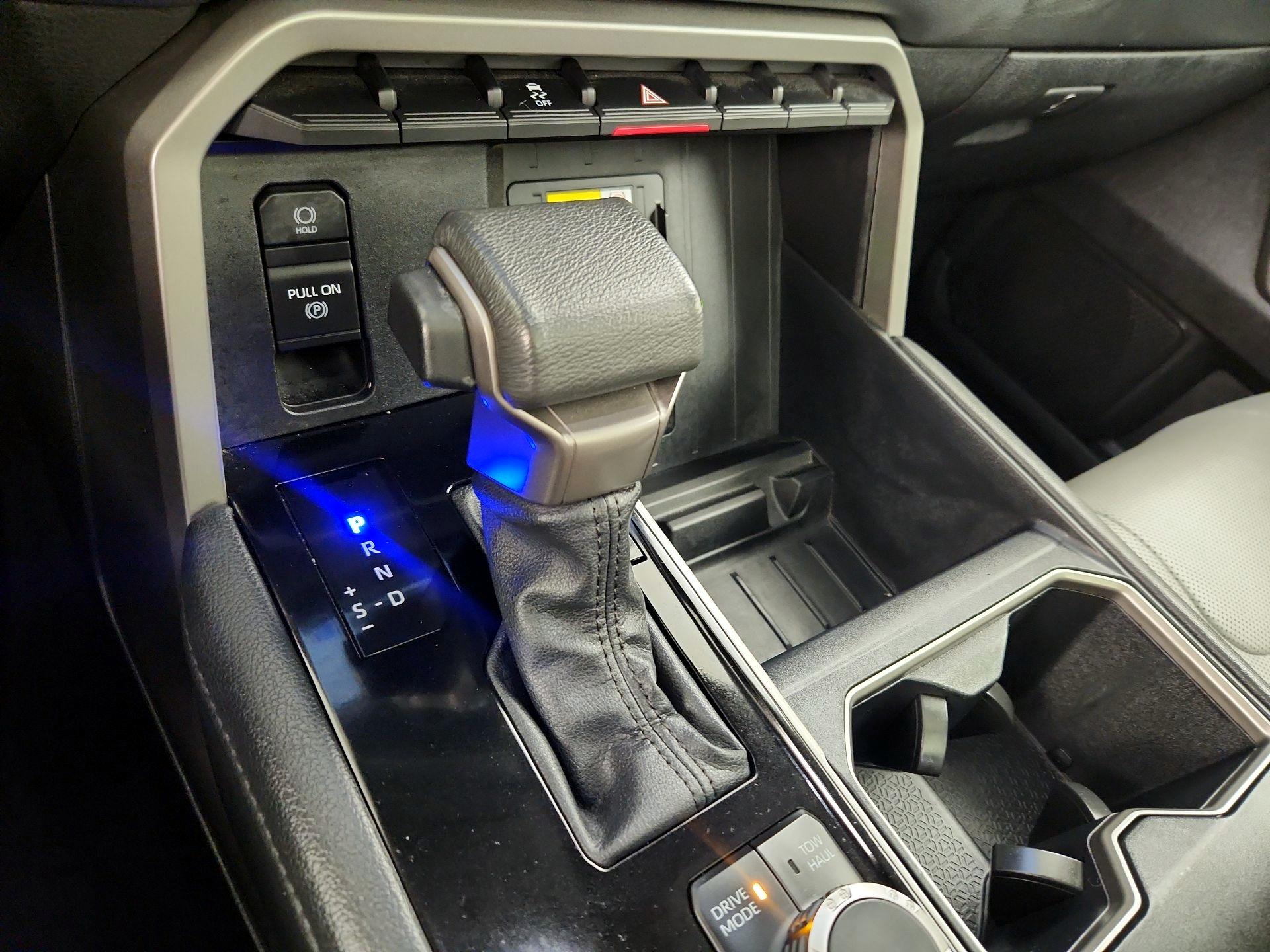 Thumbnail: 2023 Toyota Tundra - 17