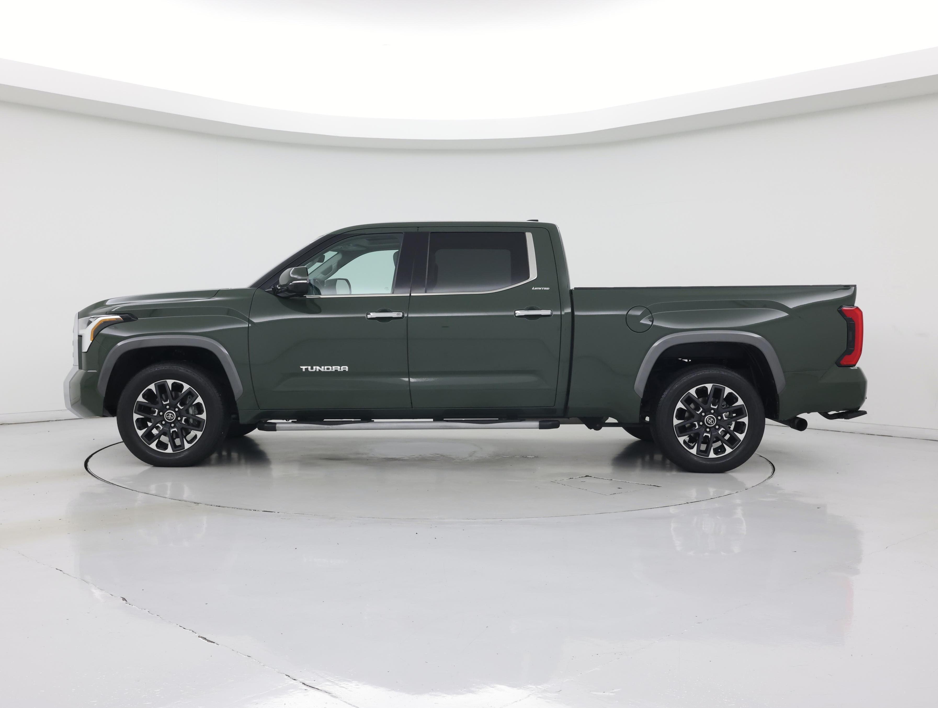Thumbnail: 2023 Toyota Tundra - 3