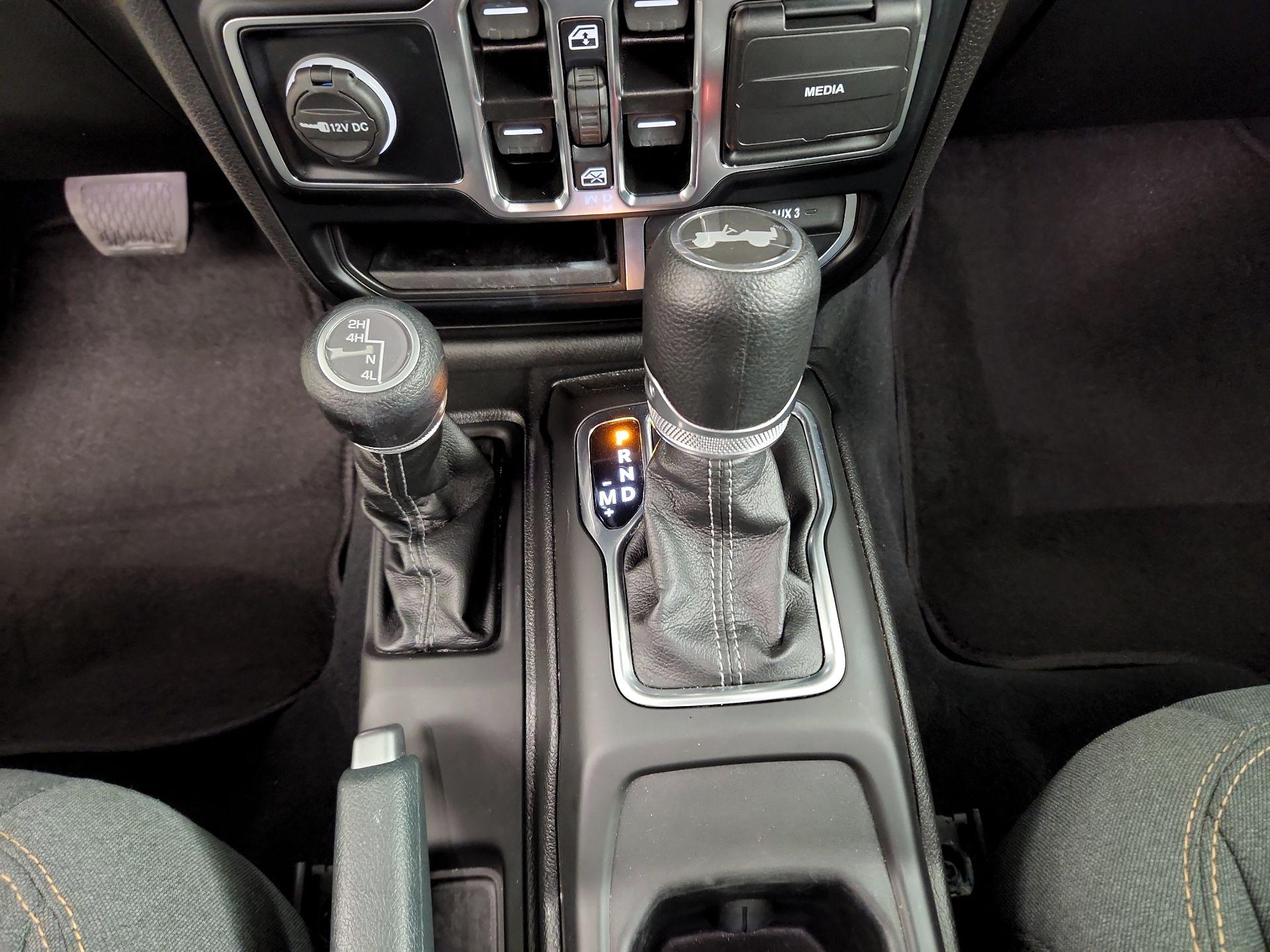 Thumbnail: 2024 Jeep Wrangler - 17