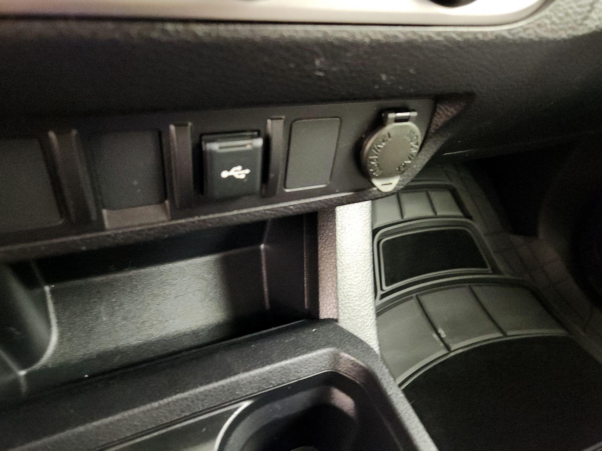 Thumbnail: 2023 Toyota Tacoma - 18