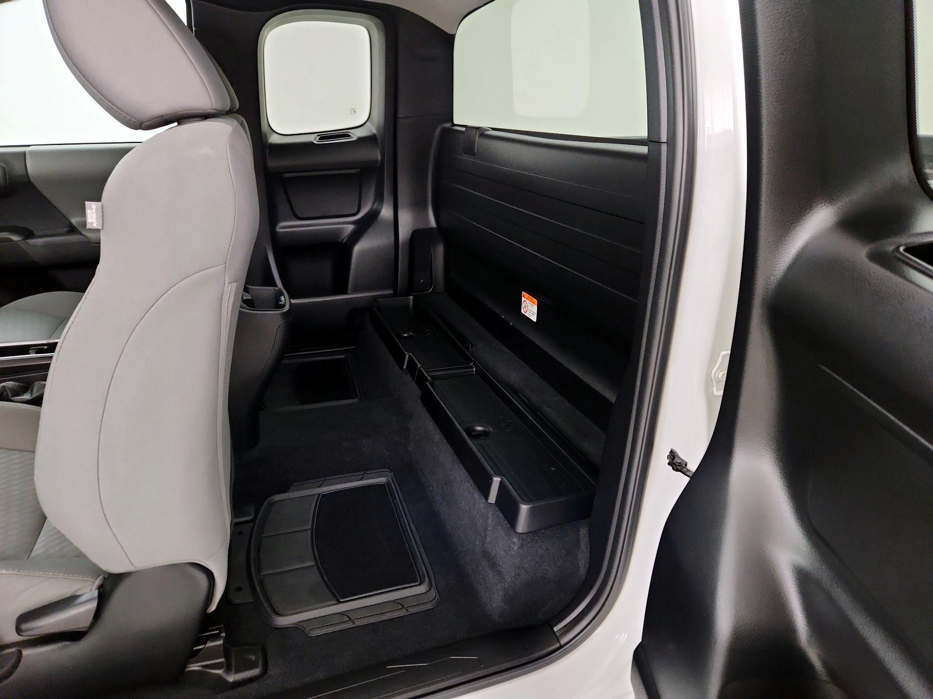 Thumbnail: 2023 Toyota Tacoma - 19