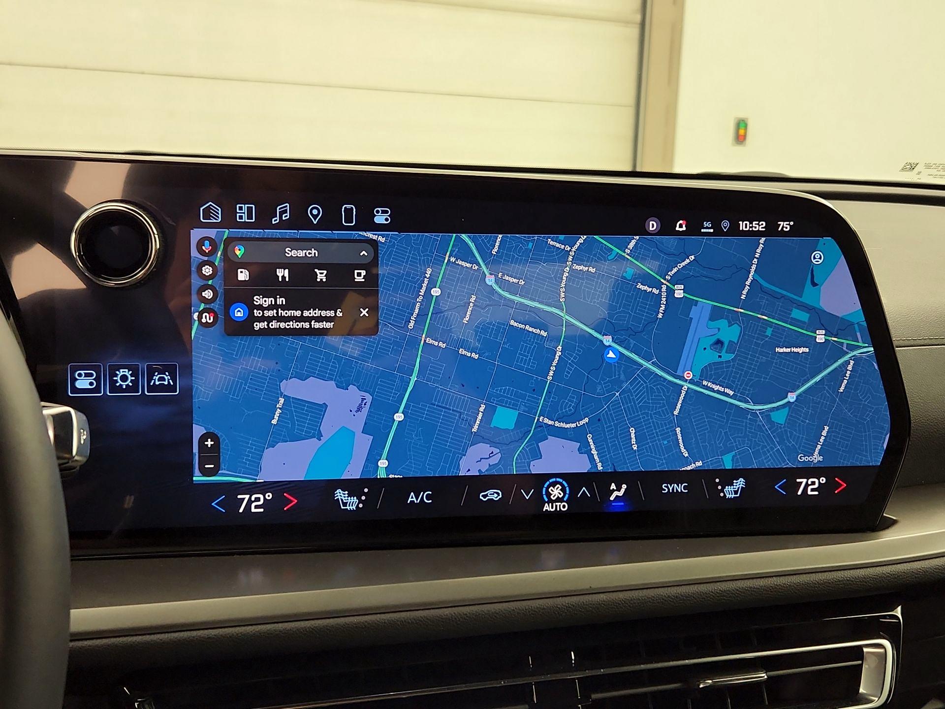 Thumbnail: 2025 Chevrolet Traverse - 14