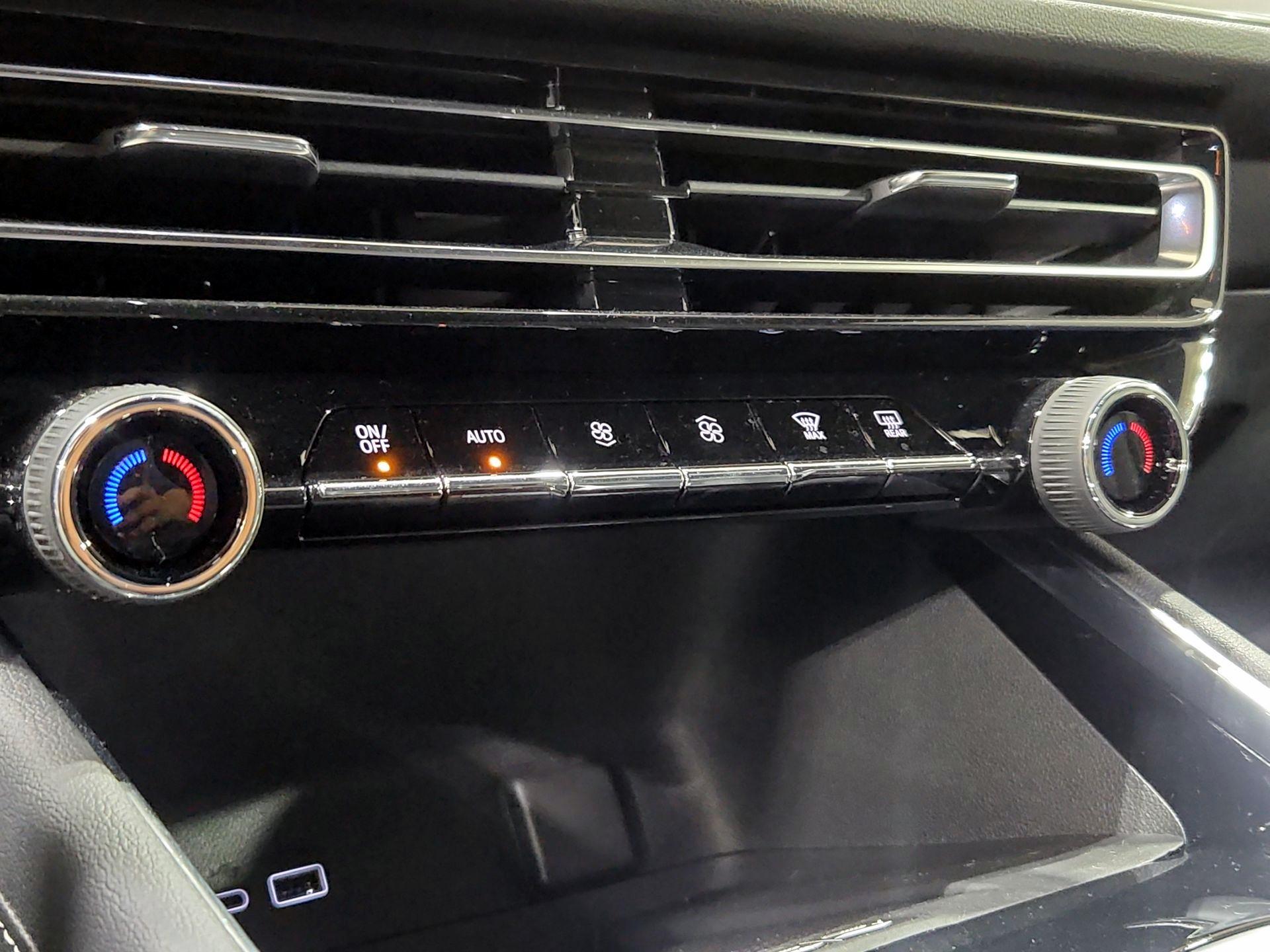 Thumbnail: 2025 Chevrolet Traverse - 17