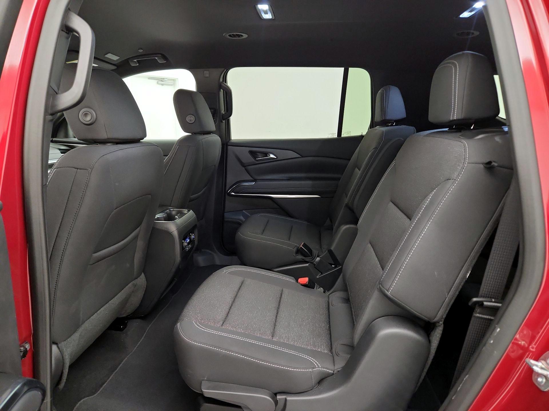 Thumbnail: 2025 Chevrolet Traverse - 20