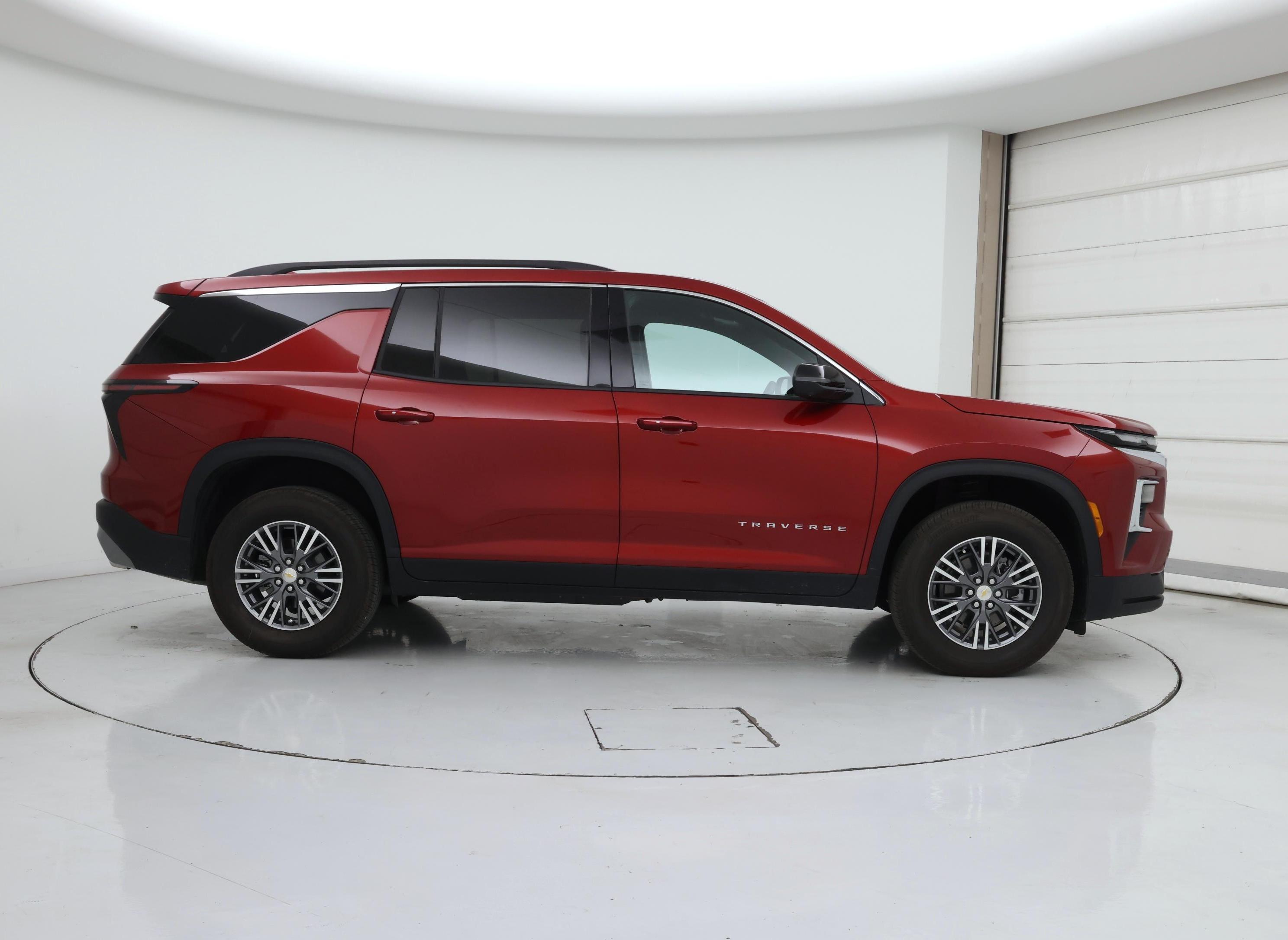 Thumbnail: 2025 Chevrolet Traverse - 7