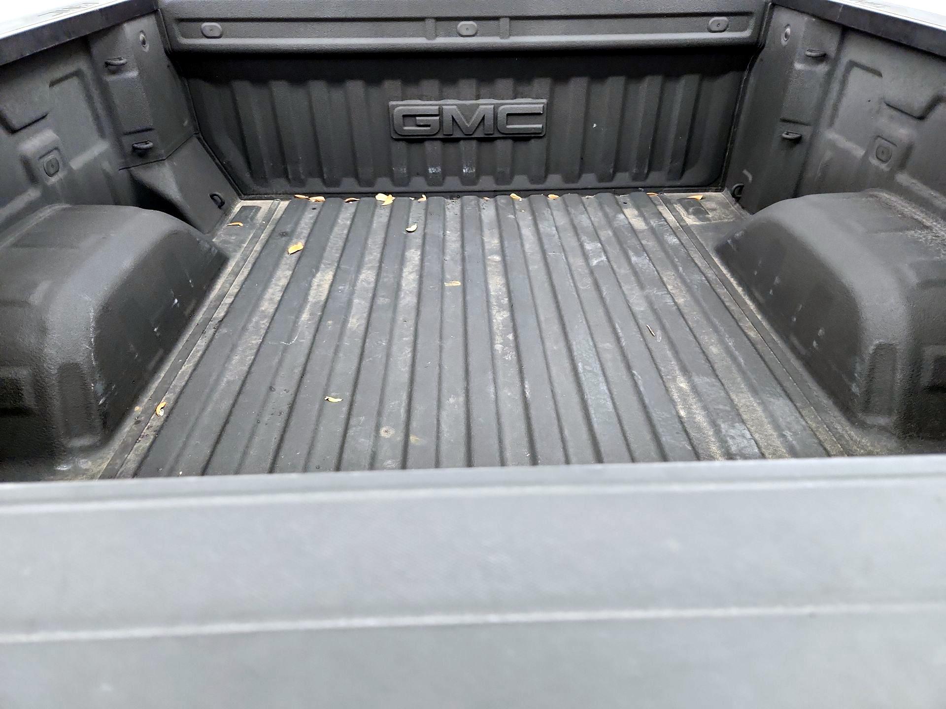 Thumbnail: 2023 GMC Sierra 1500 - 20