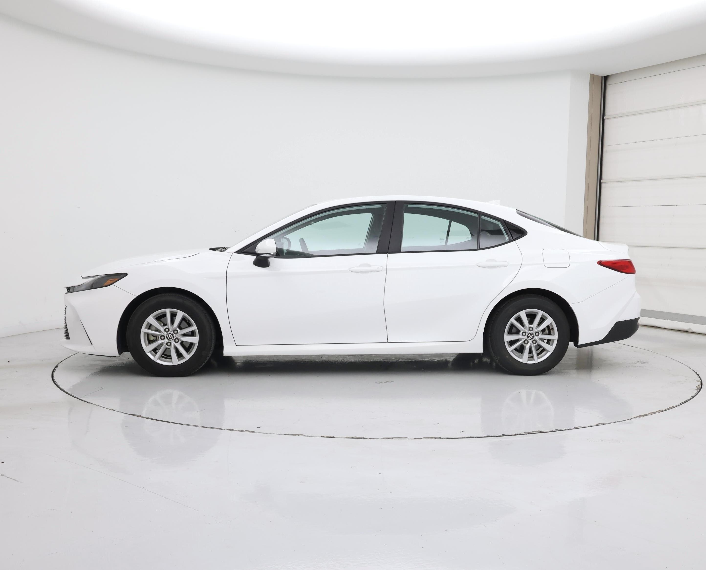 Thumbnail: 2025 Toyota Camry - 3