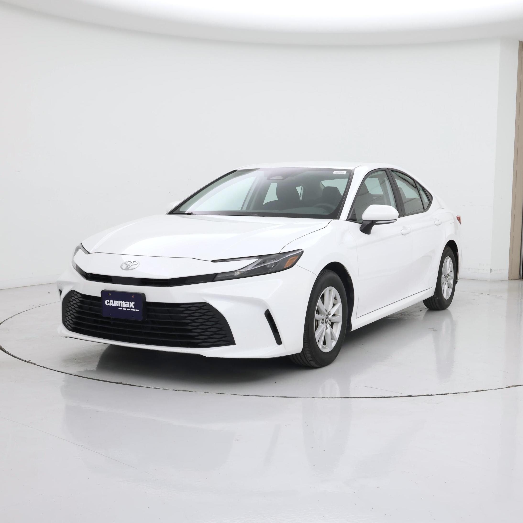 Thumbnail: 2025 Toyota Camry - 4